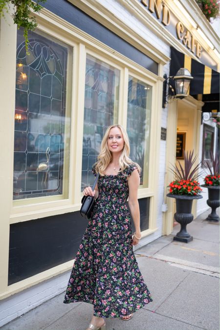 This nap dress is an easy way to transition from summer to fall fashion. Wear with sandals now, and add boots and a cardigan later. The dark florals in this midi dress make this style fall approved. 

#ltkfall



#LTKstyletip #LTKFind #LTKSeasonal