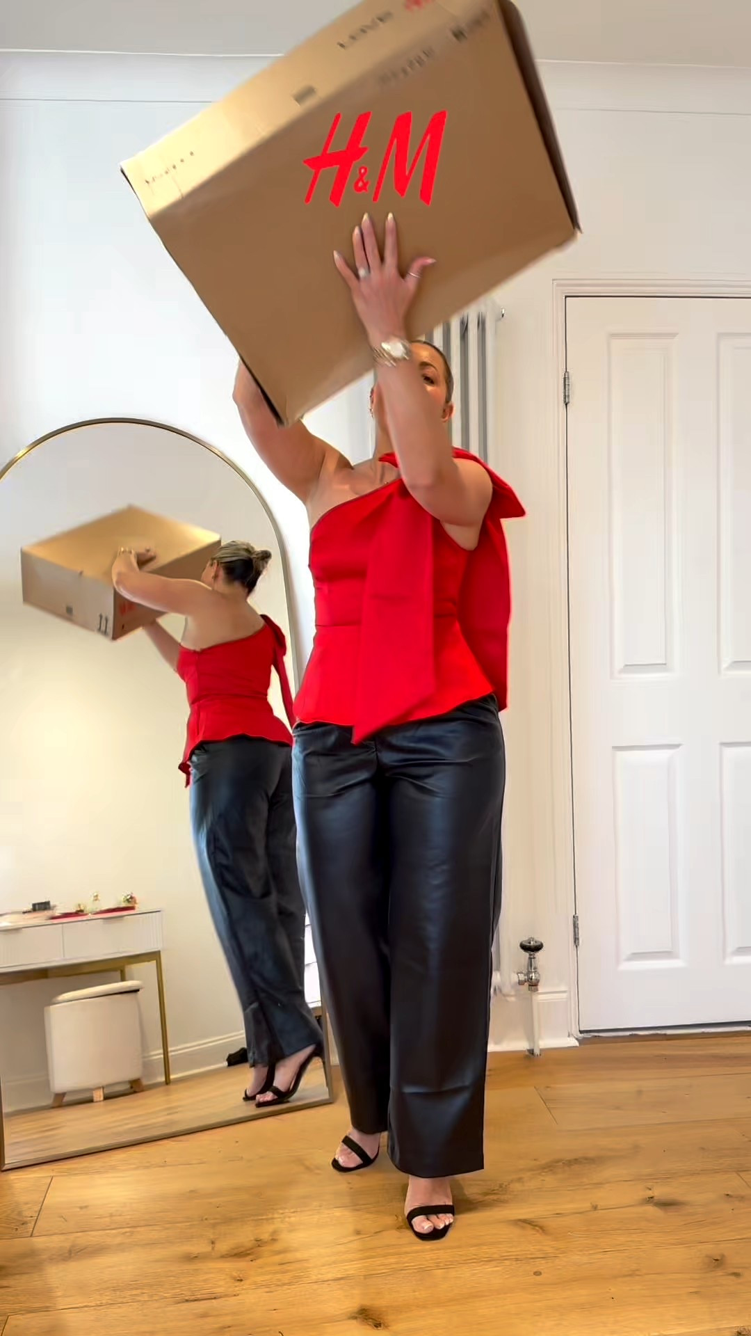 The try on @hm festive outfits haul 

#LTKwinter #LTKfestive #LTKmidsize