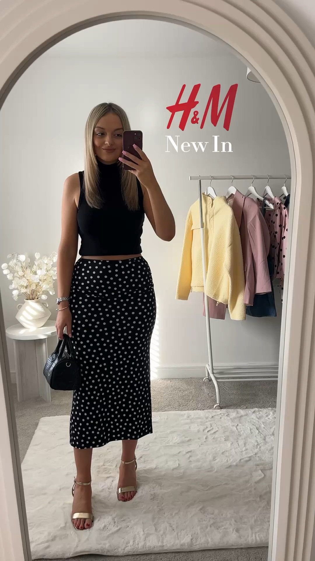 H&M - New In Spring Outfit 🤍

How gorgeous is this polka dot skirt paired with this high neck top, I love this for a evening out paired with heels, and this would be gorgeous in the summer with sandals and you could also wear this to work it’s so versatile 🫶

Polka dot skirt high neck top spring outfit 

#LTKdayinmylife #LTKootd #LTKgrwm