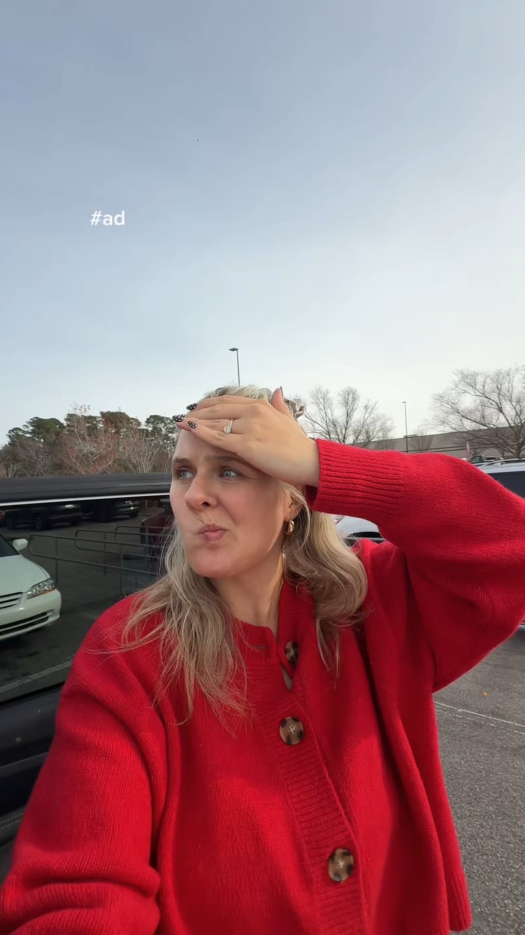 #ad our favorite diapers right now!! I don’t do blowouts omg. Tommie wears a size 1 at 8 wks! #Huggies #LittleSnugglers #TargetPartner #Target @huggies @target 

#LTKBaby