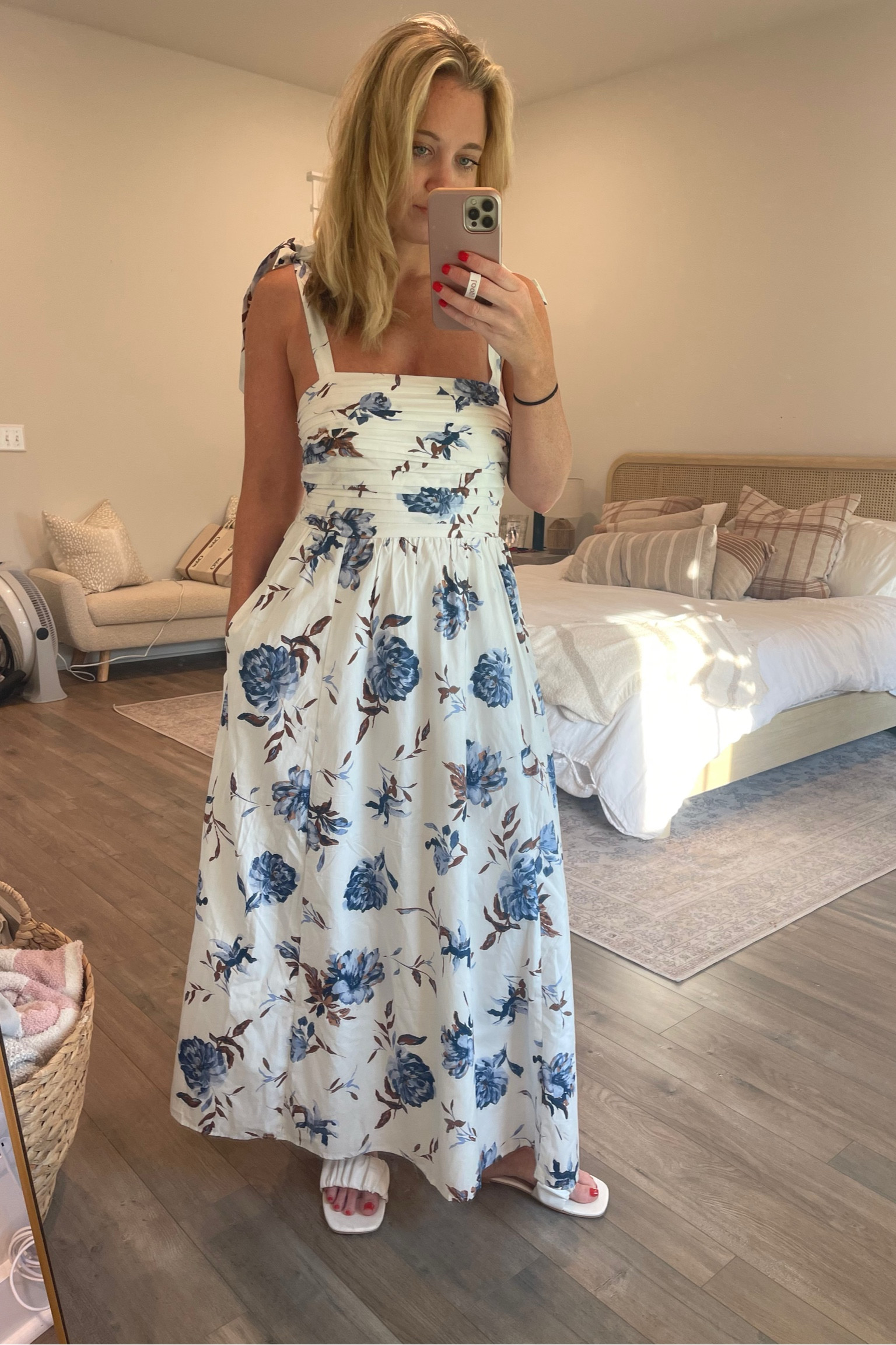 One of my fav maxi dresses on sale!! 🩵

#LTKFindsUnder100
