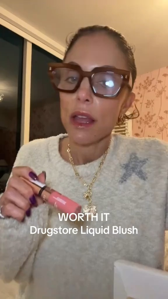 The best drugstore liquid blush… maybe even the best drugstore liquid blush period! 💞🩷💝

#LTKBeauty #LTKWatchNow #LTKStyleTip