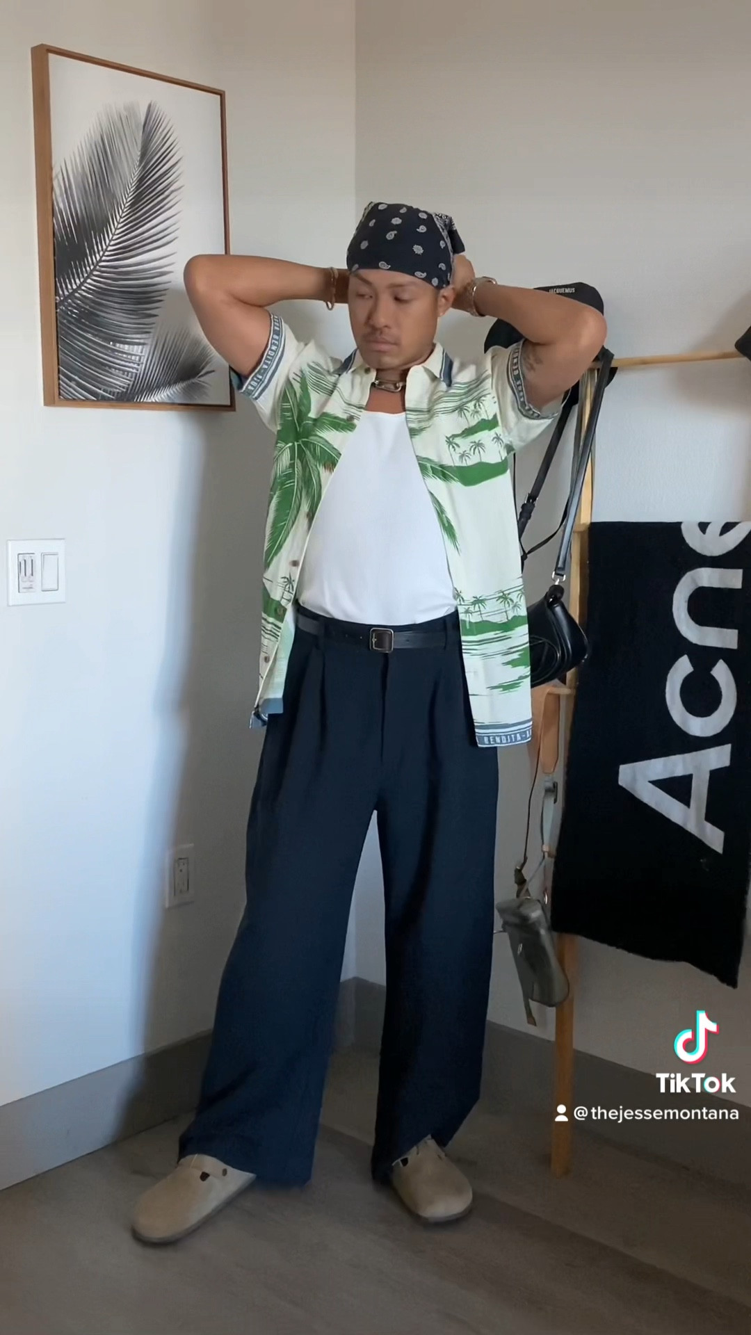 3 FITS FOR FESTIVAL SZN

What’s your fav…Day 1, Day 2 or Day 3? 

#LTKFestival #LTKFind #LTKmens