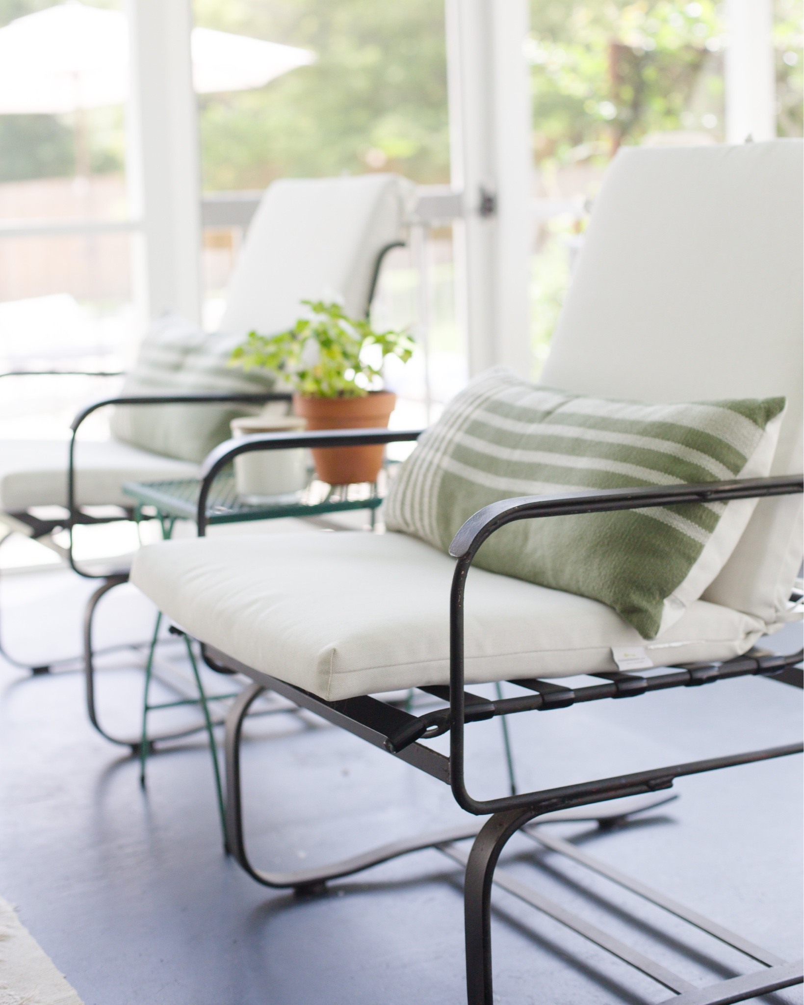 Outdoor decor, transitional home decor, outdoor home decor, southern home, cottage living, vintage home decor 

#LTKunder50 #LTKhome #LTKSeasonal