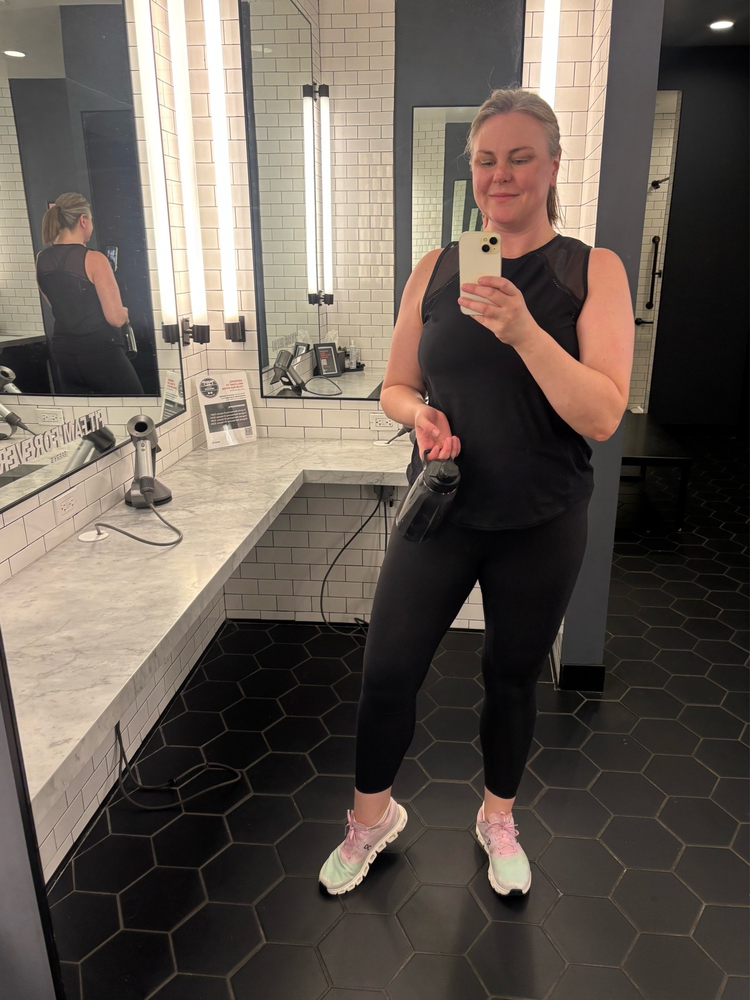 Today’s Barry’s sweatfit 💪🏻

#LTKselfcare #LTKfitnessgoals #LTKActive