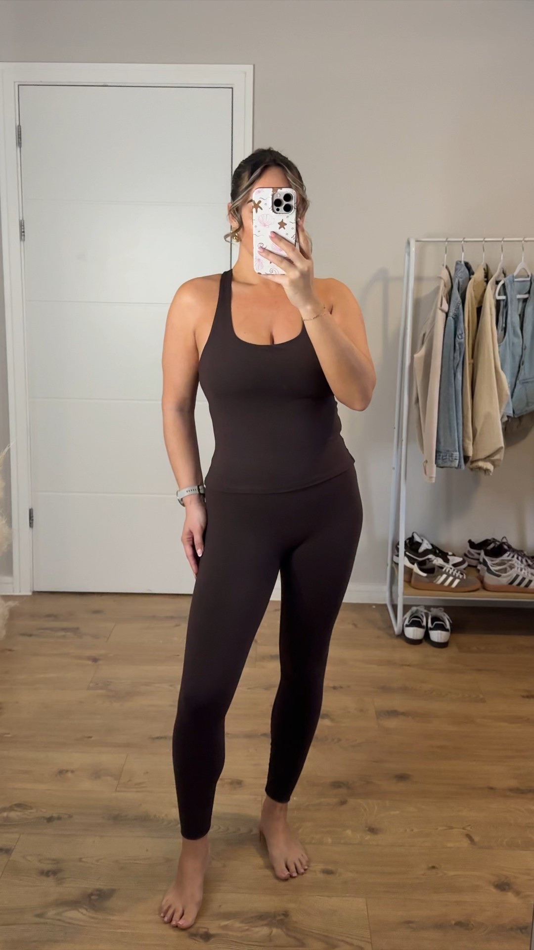 Pilates outfit 🤎

I’m a UK SIZE 10, 5ft4 and I wear a small leggings & a medium top 

Athlesiure, coord sets, gym wear, gym sets, leggings; chocolate brown

#LTKuk #LTKfitness #LTKautumn