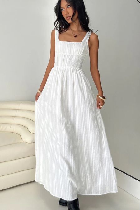 White dresses
Bride dresses
Bachelorette outfit
Summer outfit 

#LTKSeasonal #LTKWedding #LTKParties