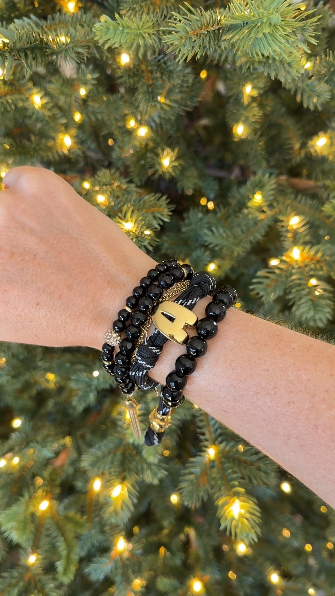 These initial bracelets make the best Christmas gifts and they’re all 25% off along with all of baublebar’s custom gifts!! 



#LTKCyberWeek #LTKGiftGuide #LTKHoliday