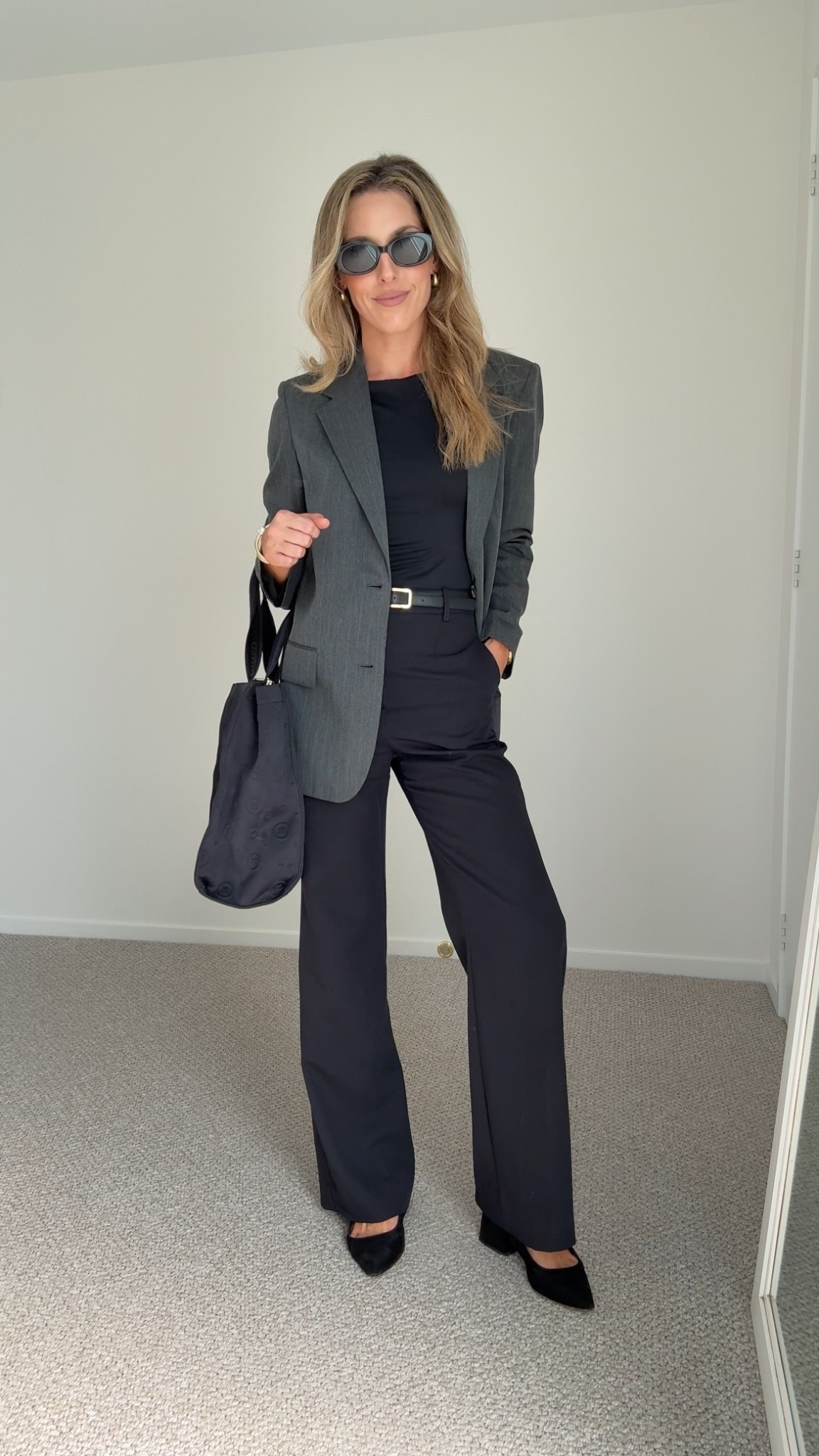 Grey blazer - 3 ways 🩶 Three easy ways to style a grey blazer 🤍

A piece you can wear on repeat — from casual to work to a more dressed up look.

#LTKaustralia