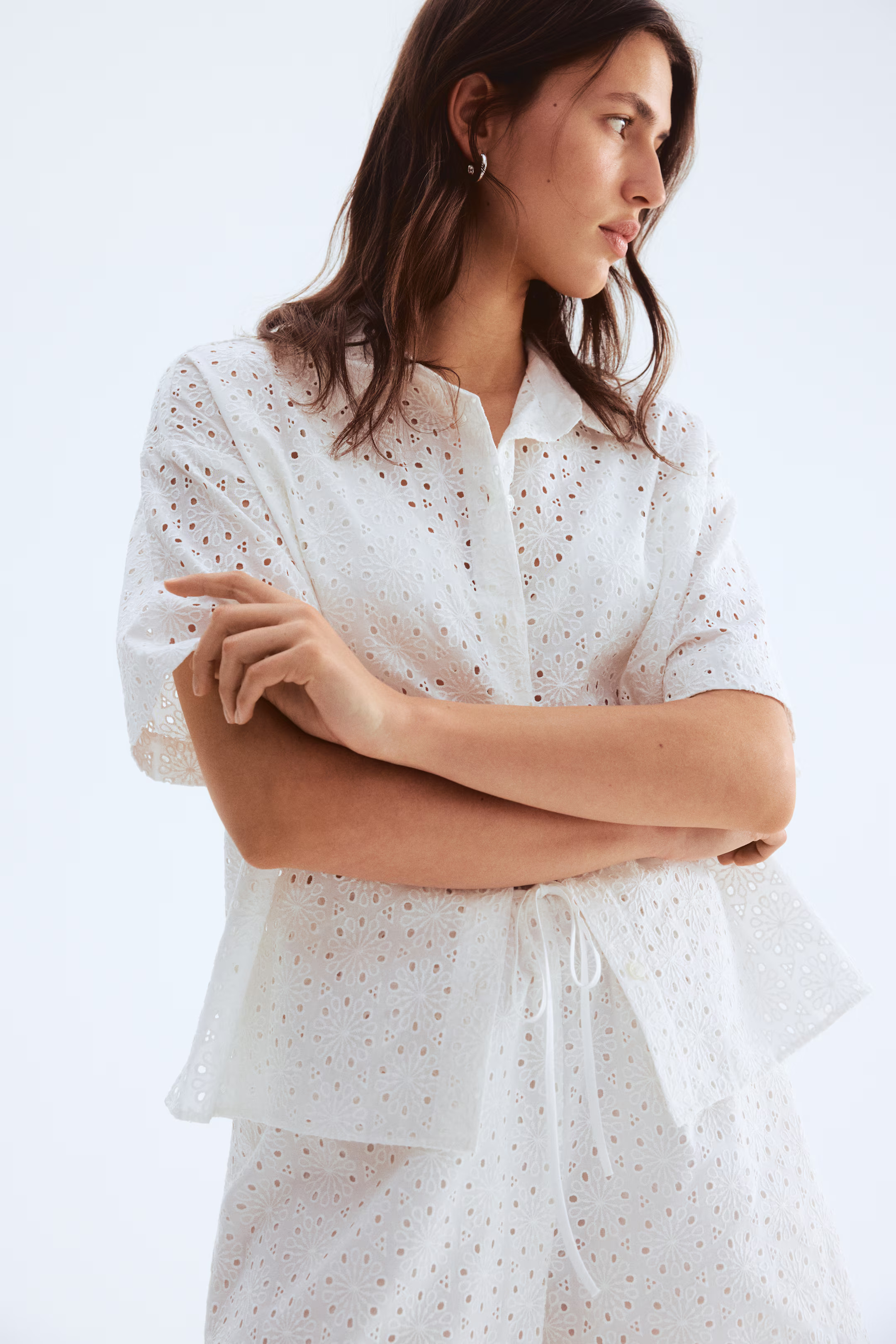 Broderie anglaise shirt | H&M (UK, MY, IN, SG, PH, TW, HK)