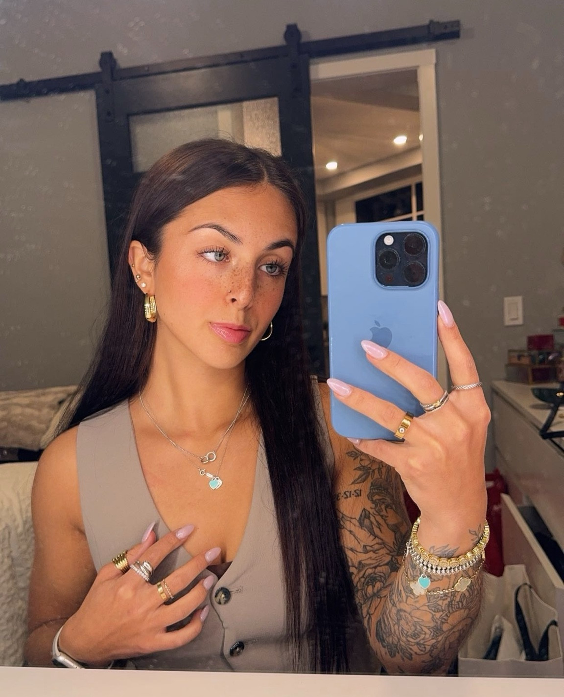 Light glowy bronze makeup look with my jewelry faves ☀️💖🐆

#LTKcanada #LTKstyletip #LTKbeauty