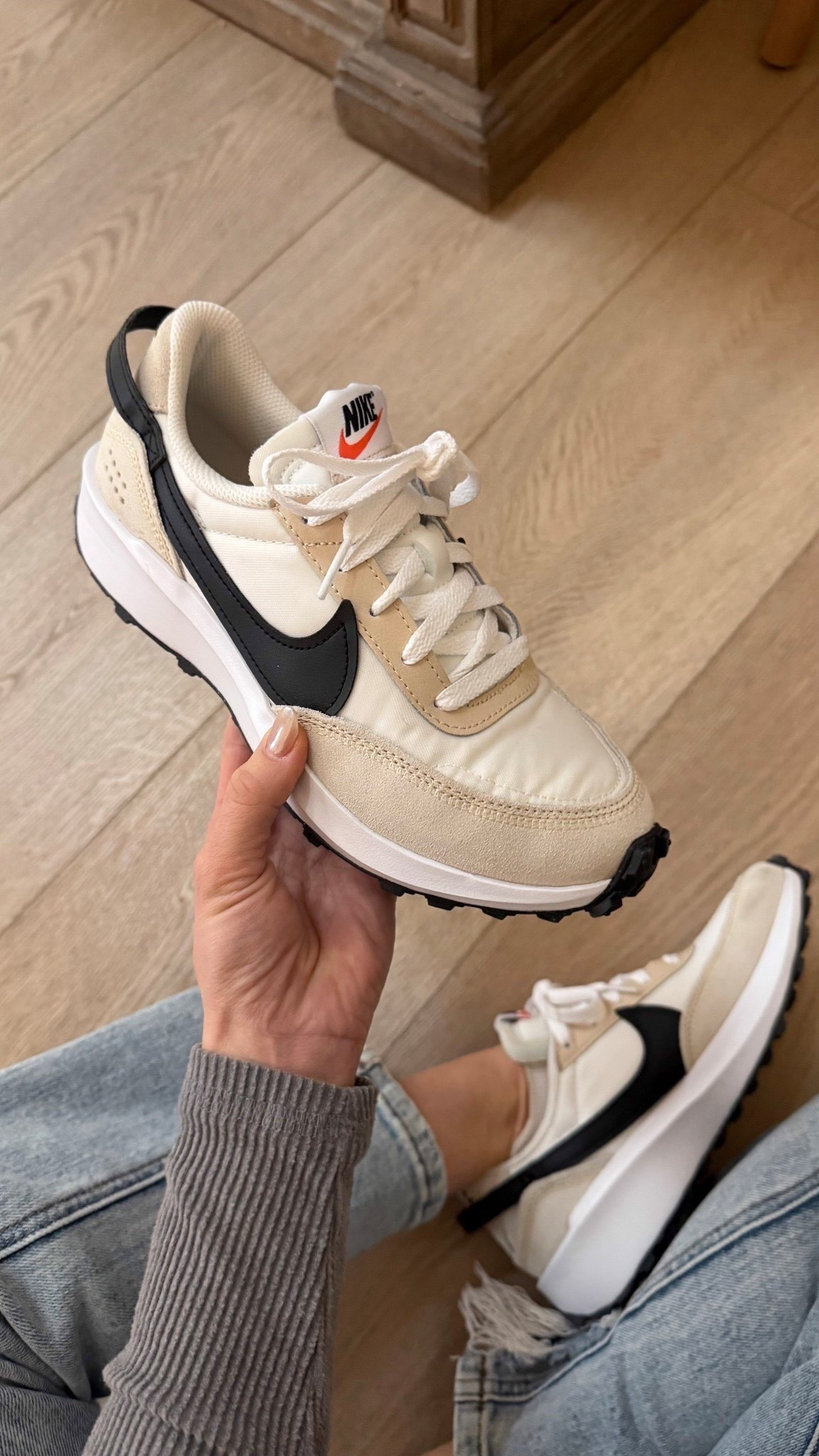 My fav shoes are back in stock!! Obsesseddd with them! So comfy! The perfect fall outfit doesn’t exist. Or does it?! Tagged it below for you guys! 

Come stay awhile, Amanda Vernaci 

Fall outfit inspo | sale alert | outfits for her | cool weather outfits | shoes for her 

#LTKStyleTip #LTKShoeCrush