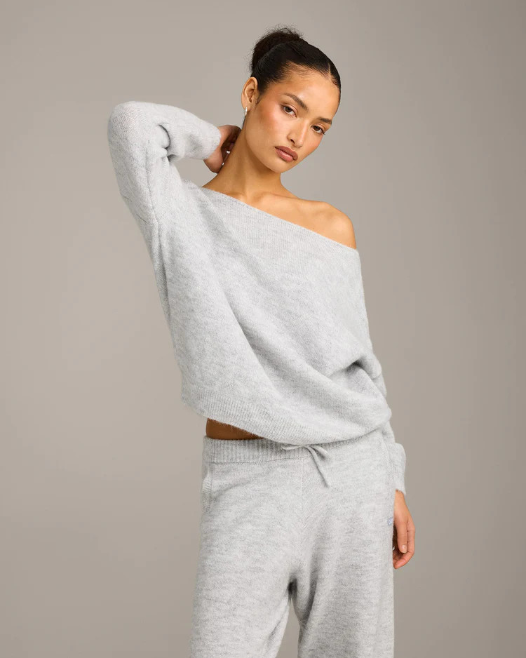 Oversized Knit Off-The-Shoulder Sweater 
 Light Gray Marl | Oner Active (UK / US)