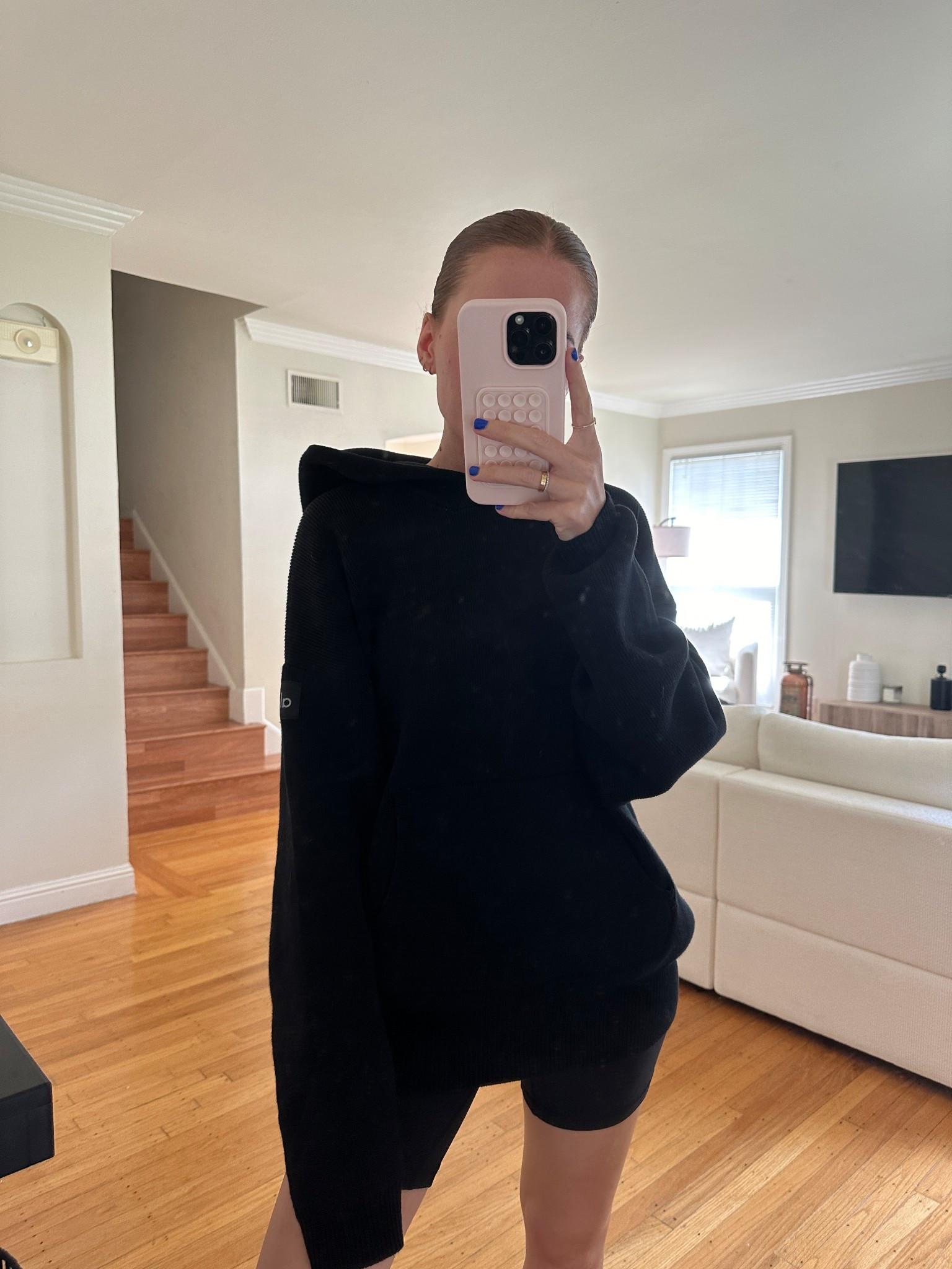 Favourite hoodie lately 🖤




#LTKstyletip #LTKspring #LTKfitness