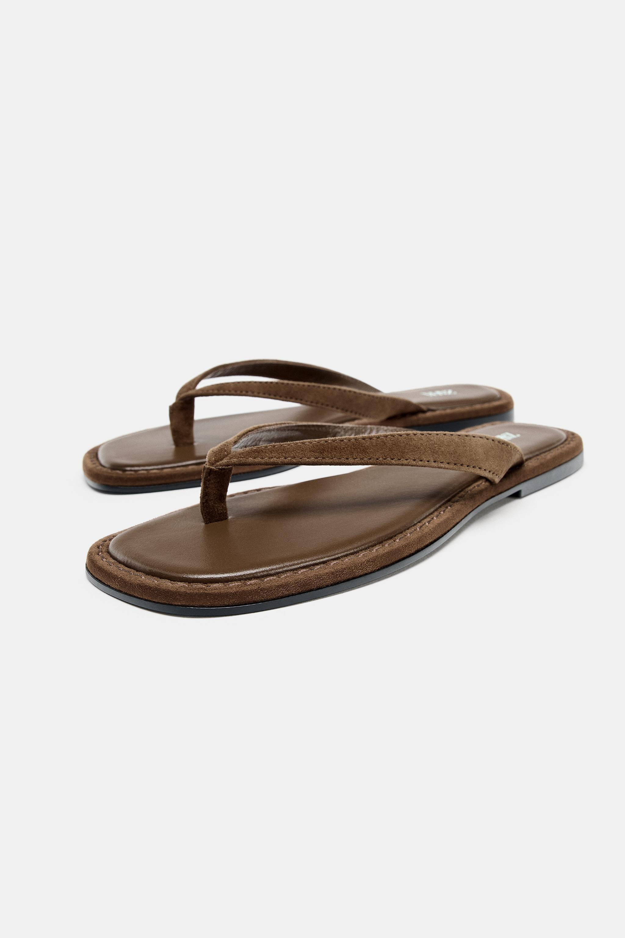 Flat split suede sandals. Leather insole. Tonal front strap. Flat sole. Finished with a round toe... | Zara UK