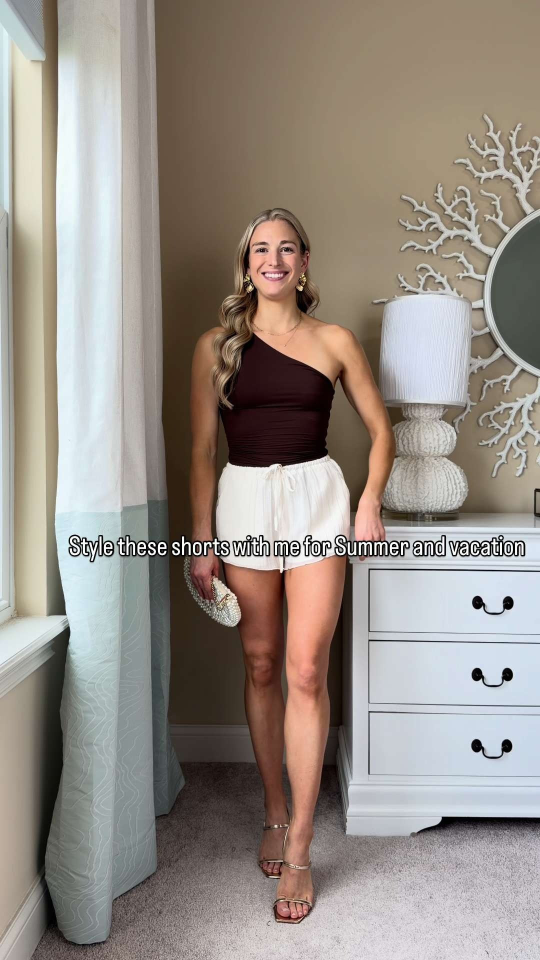 These flowy shorts from @12thtribe are perfect for all your summer and vacation outfits! XS TTS! Elastic waistband and pockets! Tops xs tts___________________
summer outfits. beach vacation outfits. flowy shorts. white shorts. vacation outfits beach. vacation dinner outfits. vacation eveing outfits.  

 #LTKgrwm #LTKootd #LTKTravel