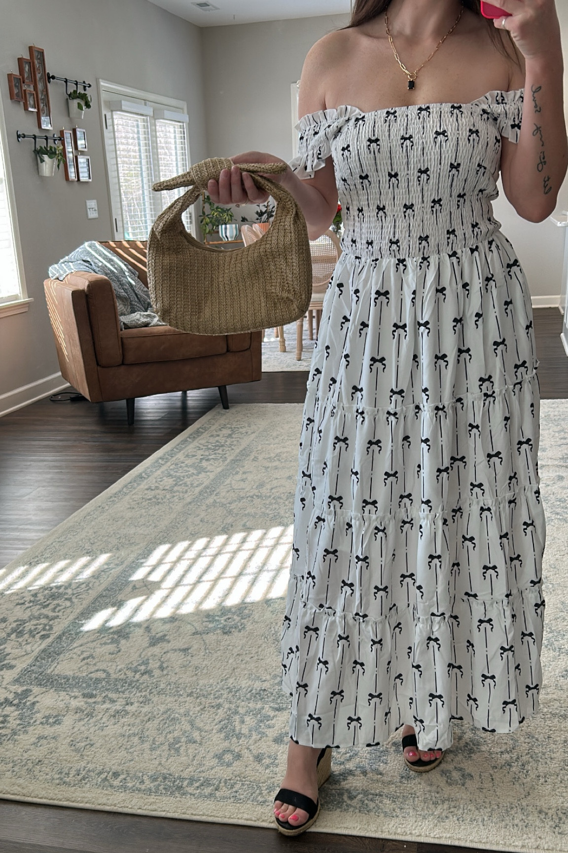 Every girlie needs a bow dress🎀

Bow dress: https://amzn.to/4319B0J
Wedges: https://amzn.to/418sTyv
Purse: https://amzn.to/4h0d7vO
Necklaces: https://amzn.to/4gNuNKU

#LTKSeasonal #LTKStyleTip #LTKWedding