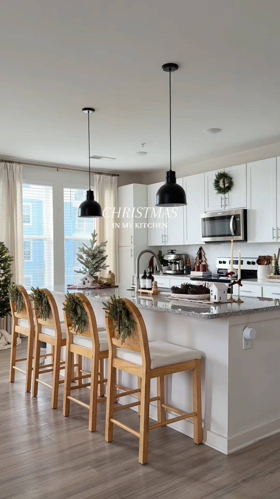 Christmas in my kitchen ♥️

#LTKHome #LTKHoliday #LTKSeasonal