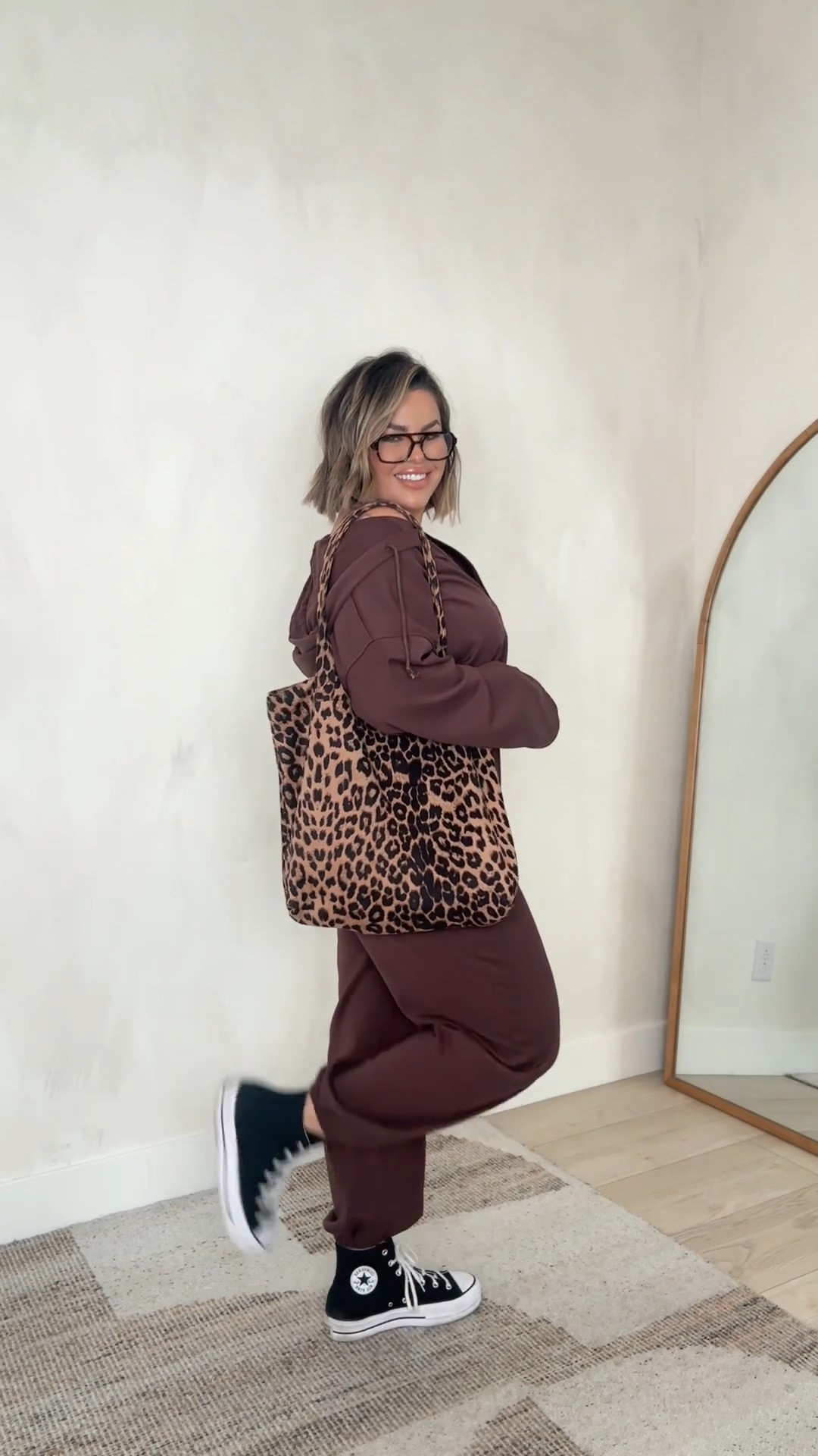 Jumpsuit size xl #amazon 


#LTKootd #LTKMidsize #LTKFindsUnder50