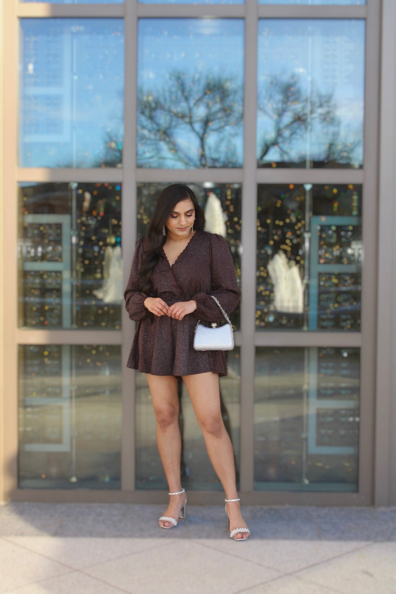 • {Glitter} Late Than Never 🤎✨ •

This romper is now on sale for 50% and is $30! If you don’t mind a little extra sparkle literally everywhere (because it does shed glitter), then it’s absolutely worth it! The chocolate brown color is stunning, the glitter adds such a cute touch, the lace neckline detail is so pretty, and the balloon sleeves? Obsessed! 💫

girly style, feminine style, girly fashion, feminine fashion, girly outfits, feminine outfits, glitter romper, brown romper, silver heels, silver clutch, silver earrings, holiday style, holiday fashion, holiday outfit, New Year’s Eve outfit, New Year’s outfit 


#LTKFindsUnder100 #LTKSaleAlert #LTKFindsUnder50