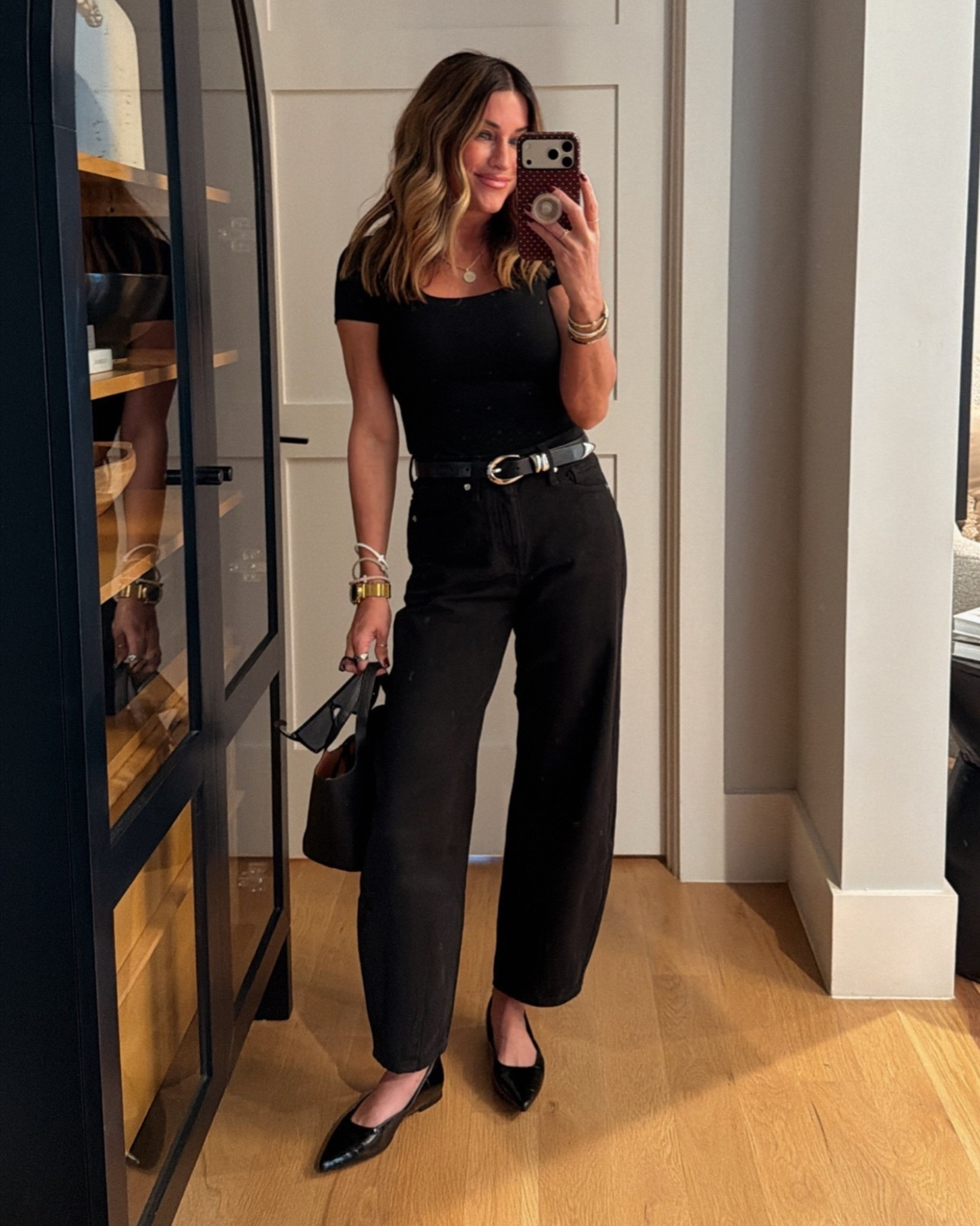 So chic and so flattering!!!🖤🙌🏼
Size xs in this top.

#LTKgrwm #LTKootd #LTKdayinmylife