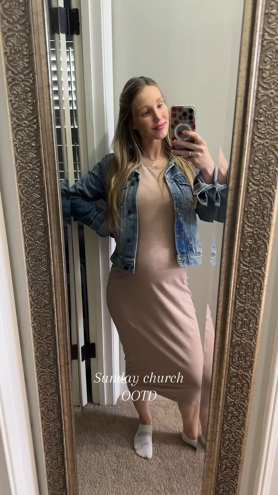 I’m all some easy, simple dresses and fits that I can pair with different jackets and shoes to create different looks when i’m pregnant.

#LTKBump #LTKmomlife #LTKootd