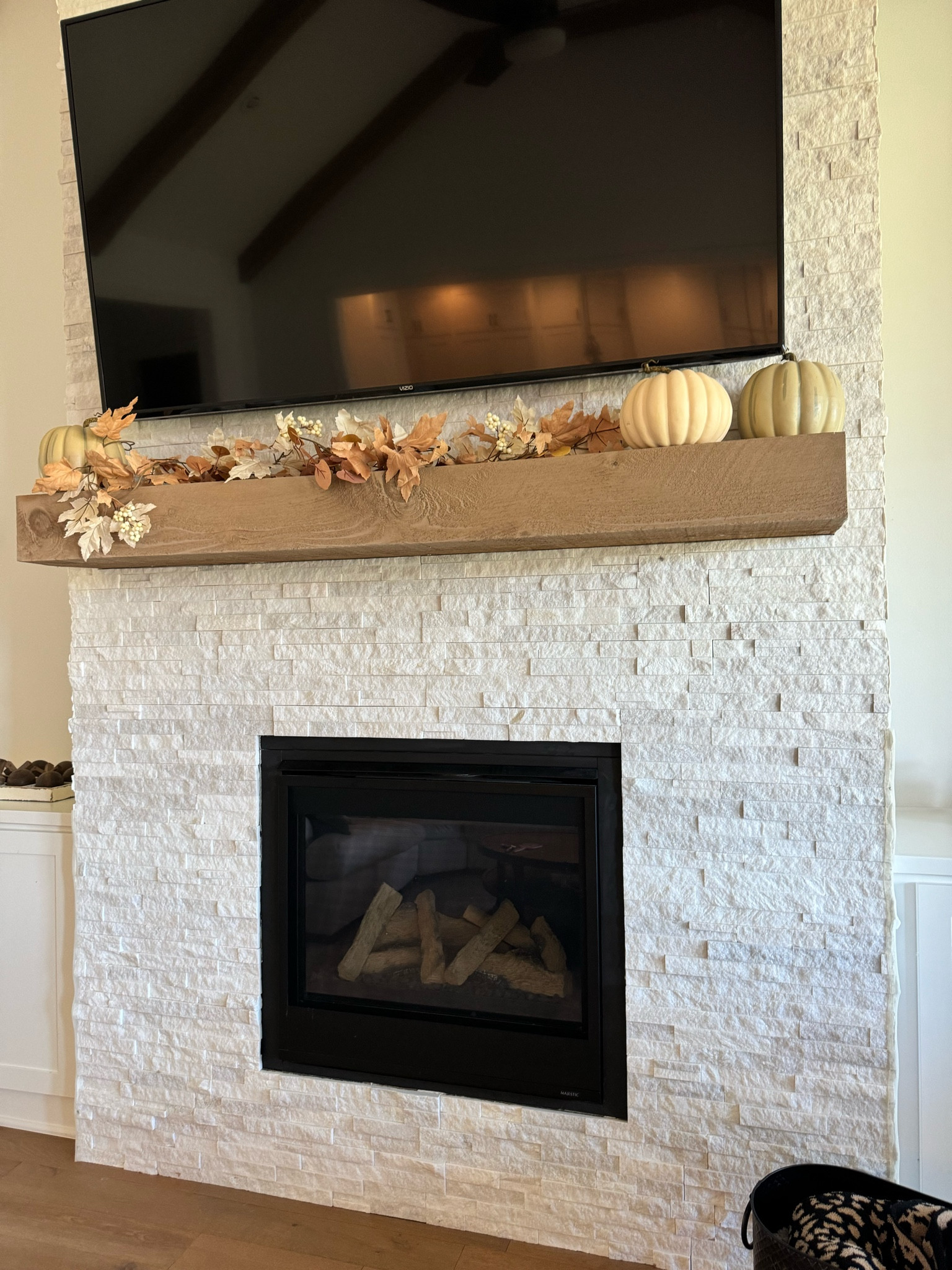 Walmart Fall Decor!! Ceramic pumpkins, foam pumpkins, fake pumpkins, pottery barn dupe, fall garland, pottery barn, mantle garland, fall decor, Halloween decor, Walmart finds, Walmart fall finds

#LTKHome #LTKFindsUnder50 #LTKSeasonal