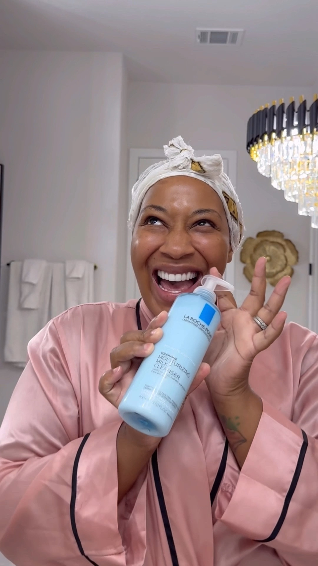 #ad 
Partnered with Target and La Roche-Posay.
Sharing the exact La Roche-Posay products I used in tonight’s routine. As a mom of nine, having a simple, calming nighttime ritual is how I reset after a long day.
I used the Toleriane Milky Cleanser (my new go-to for removing the day without stripping) and paired it with the Double Repair Moisturizer / C12 Serum for hydration and brightening.
Everything is available at Target and linked below for easy shopping.
@Target @larocheposayusa #TargetPartner #LaRochePosayPartner #LaRochePosayUSA

Shop my LTK: https://liketk.it/5PoNH 

#LTKmomlife #LTKBeauty #LTKselfcare