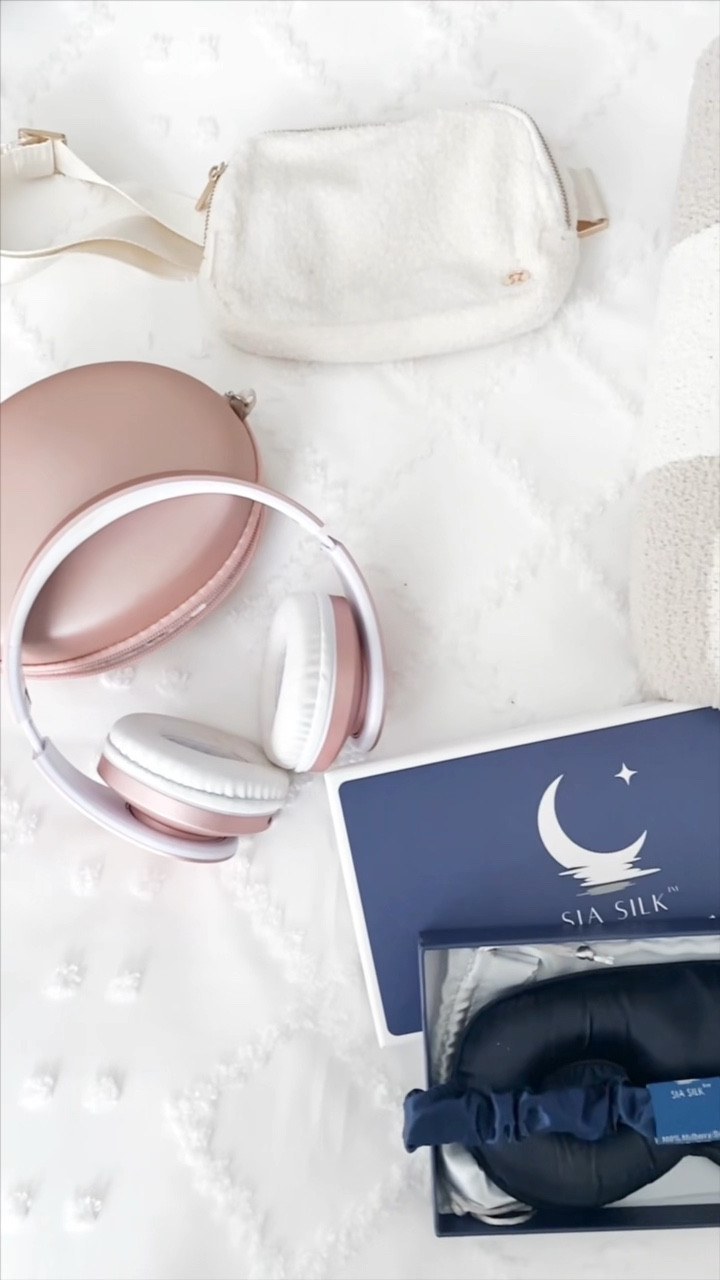 Cozy gift ideas for her! From my favorite checkered throw to a Sherpa crossbody bag, headphones and a sleeping face pillow, any homebody would love these gifts!

Amazon finds | gift guide for her | gift guide for home body | cozy gifts 

#LTKGiftGuide #LTKHome #LTKFindsUnder100