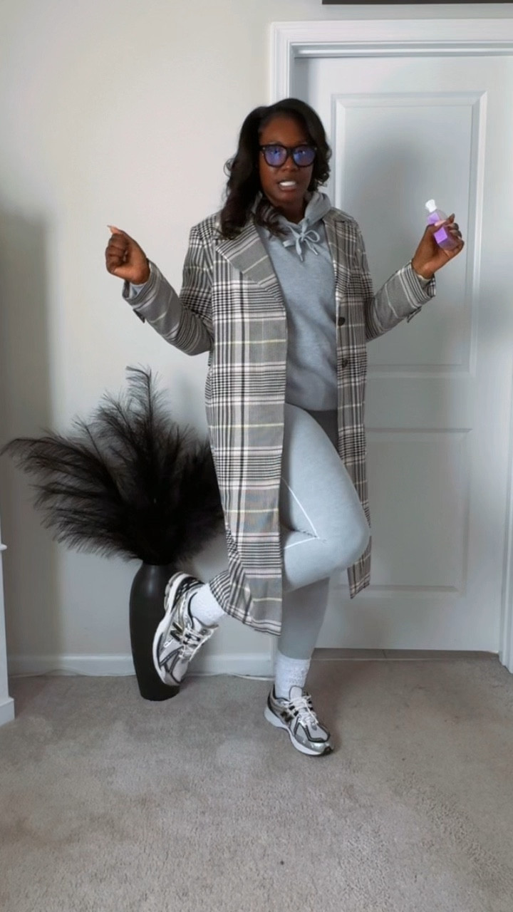 GRWM- Study session in my cute & comfy outfit. 😍

Comfy set- Alo does it every time! 🤌🏾 
Sneakers: New Balance
Coat: I don’t remember where I got it yall, so sorry, but check the alternatives linked sis 😌

Perfume: Kay Ali- Vanille Candy YUMMY!’ 

#LTKTall #LTKStyleTip #LTKSeasonal