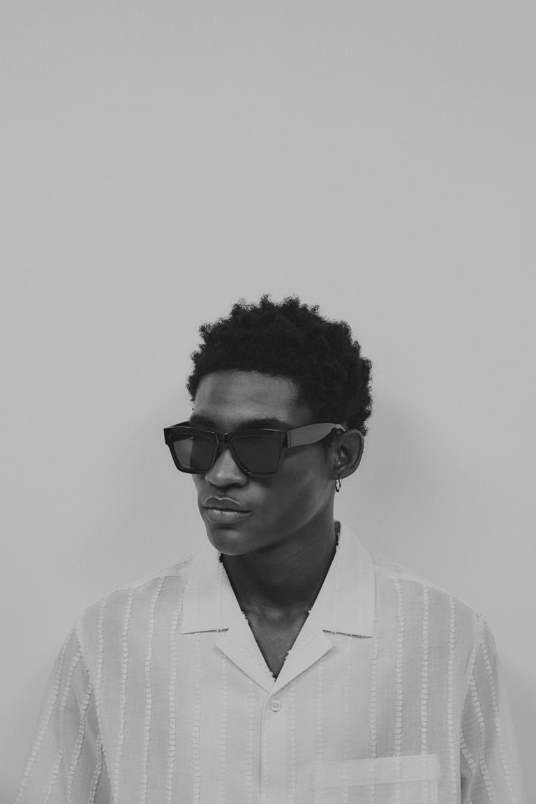 Regular Fit Textured-weave Resort Shirt | H&M (US + CA)