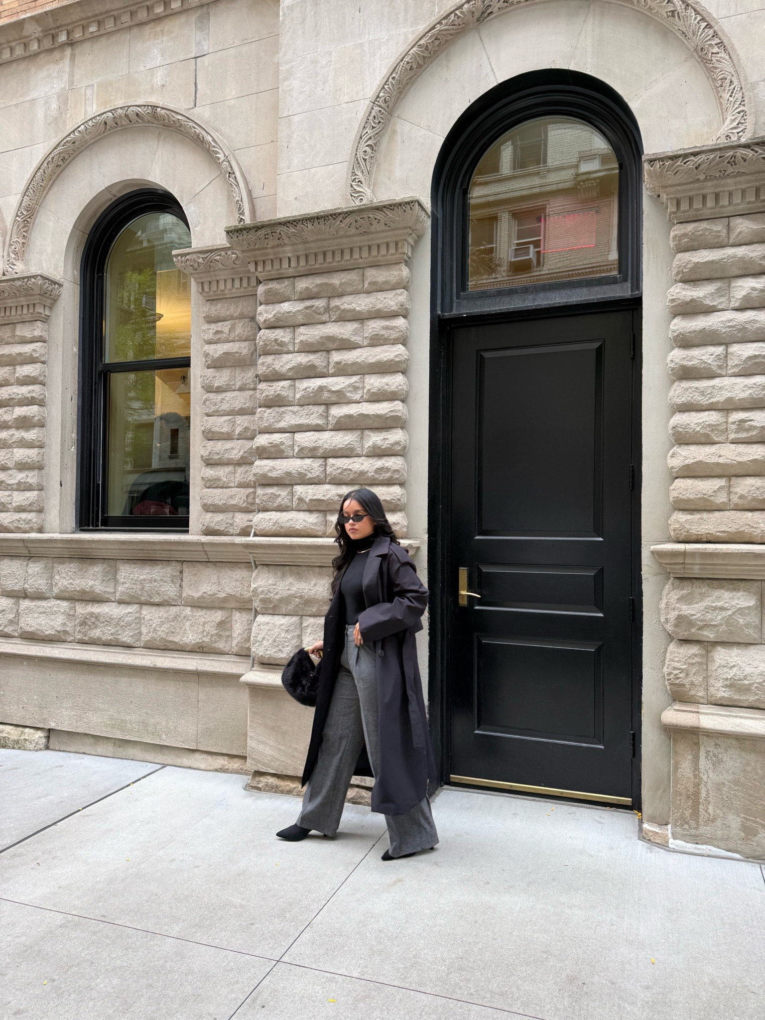 gloomy days in the city ☁️

#LTKStyleTip #LTKFindsUnder100