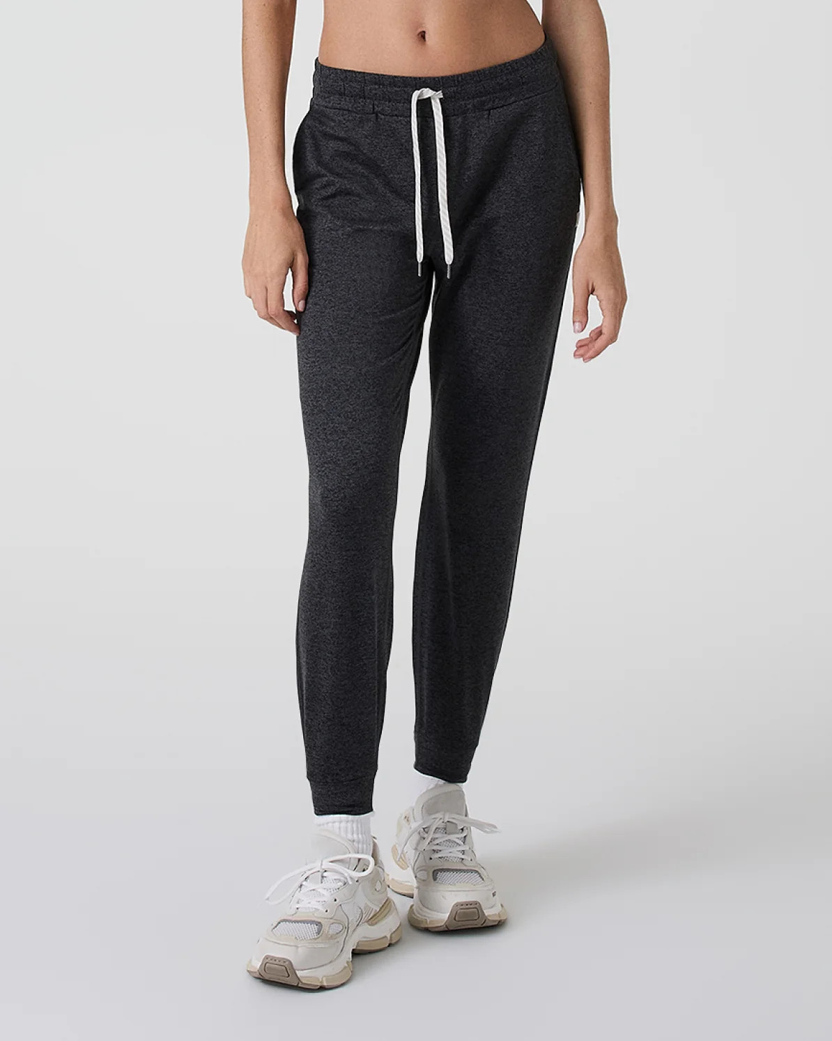 Performance Jogger | Black Heather Sweatpants | Vuori | Vuori Clothing (US & Canada)