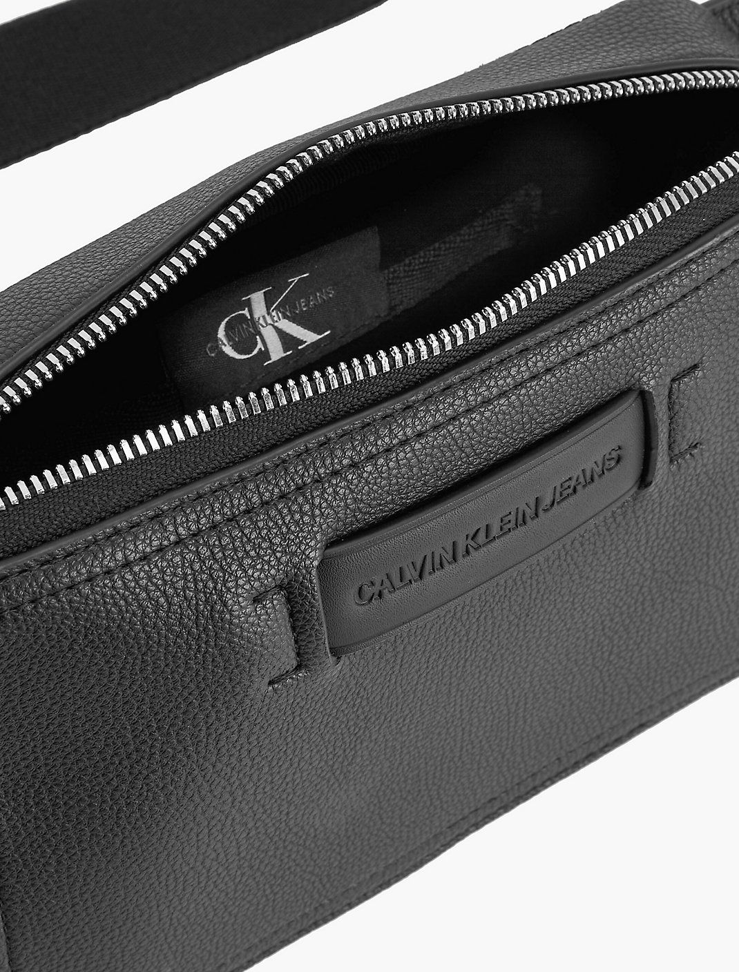 Pebble Logo Tag Belt Bag | Calvin Klein | Calvin Klein (US)