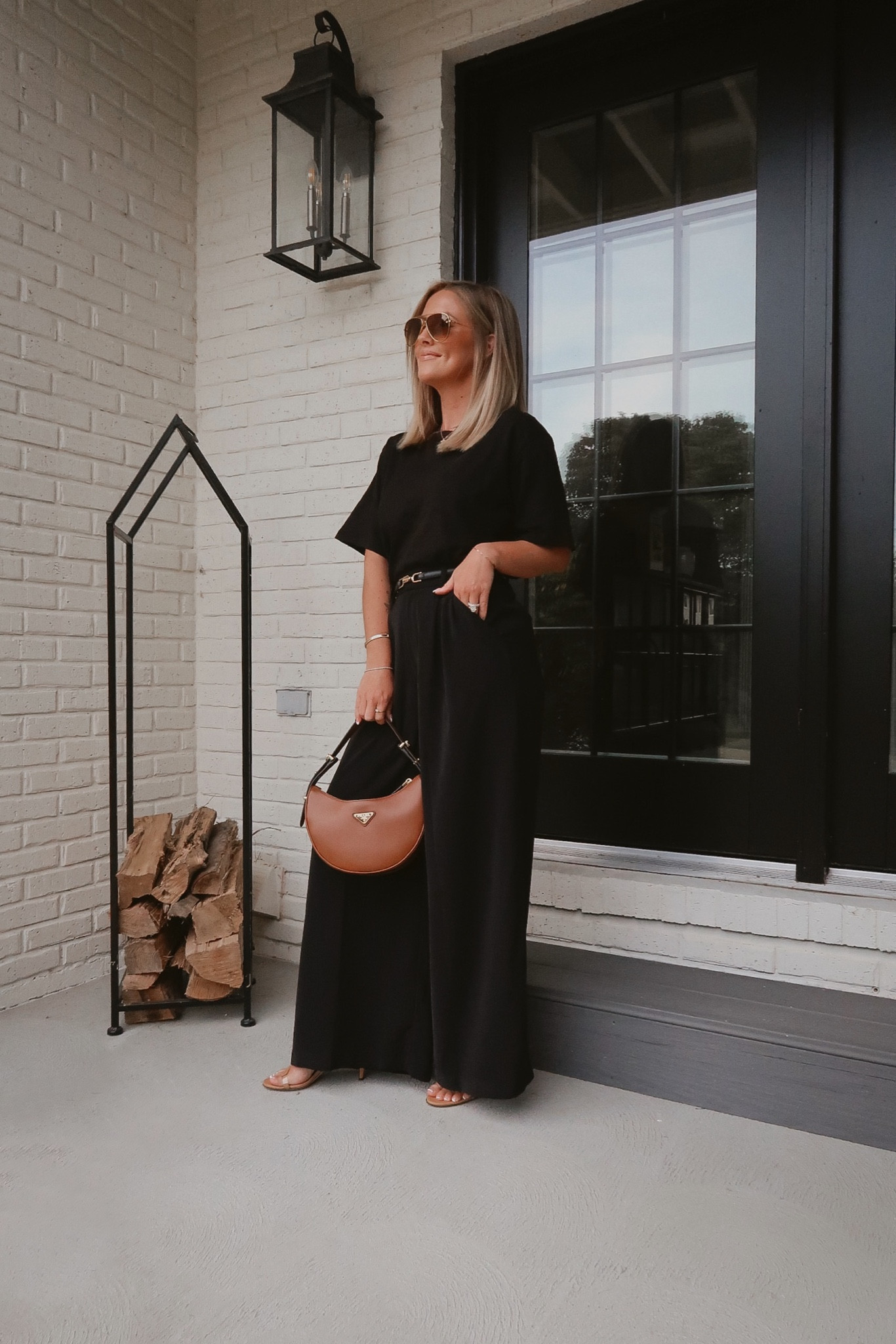 Amazon favorites 🖤

Small tee / XS trousers 

#LTKfindsunder50 #LTKstyletip #LTKworkwear