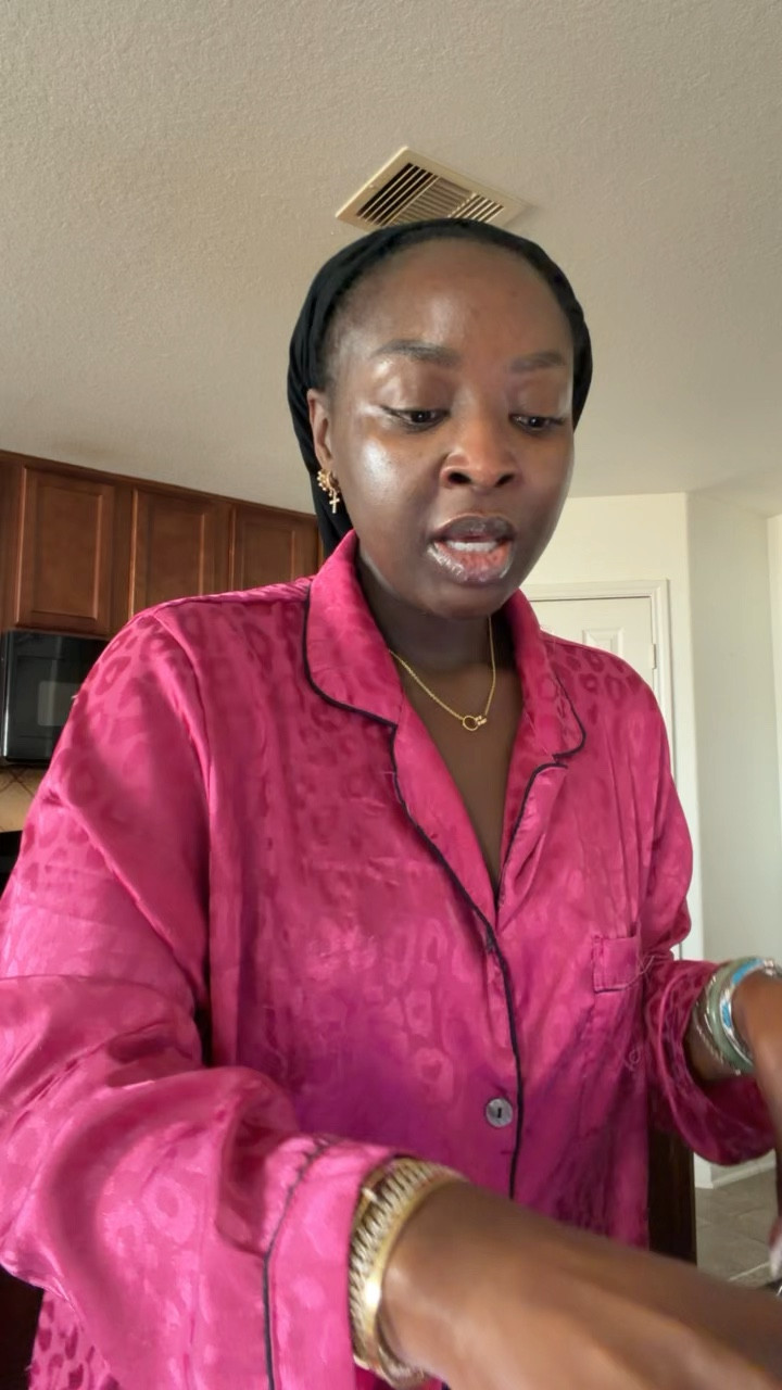 Doing the skincare on your hands is really easy, but let me show you just in case it helps.

#LTKdayinmylife