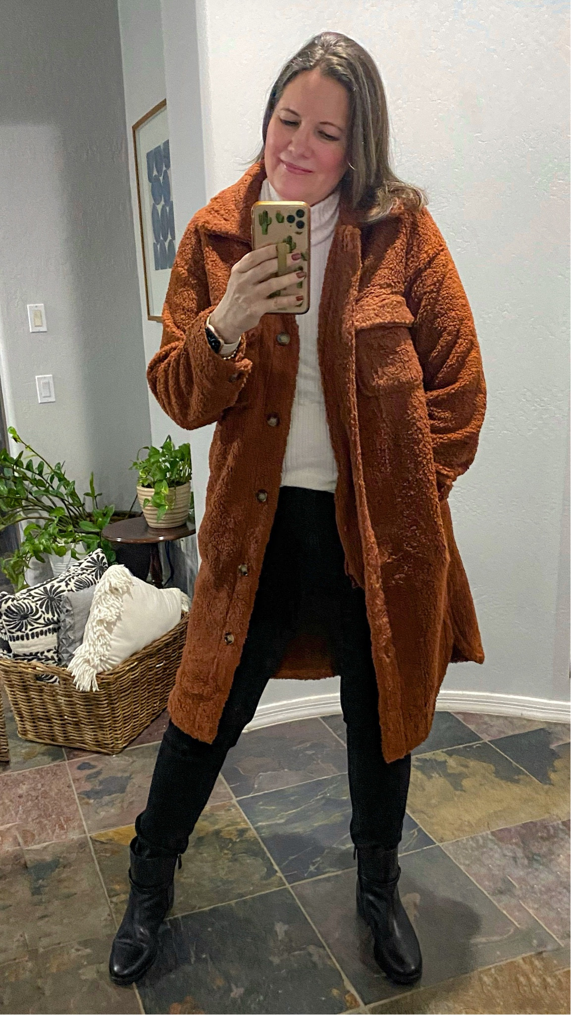 #OOTD headed out for the grand opening of a new bar, The Ski Lodge. Needed a cozy outfit



#LTKSeasonal #LTKunder50 #LTKstyletip