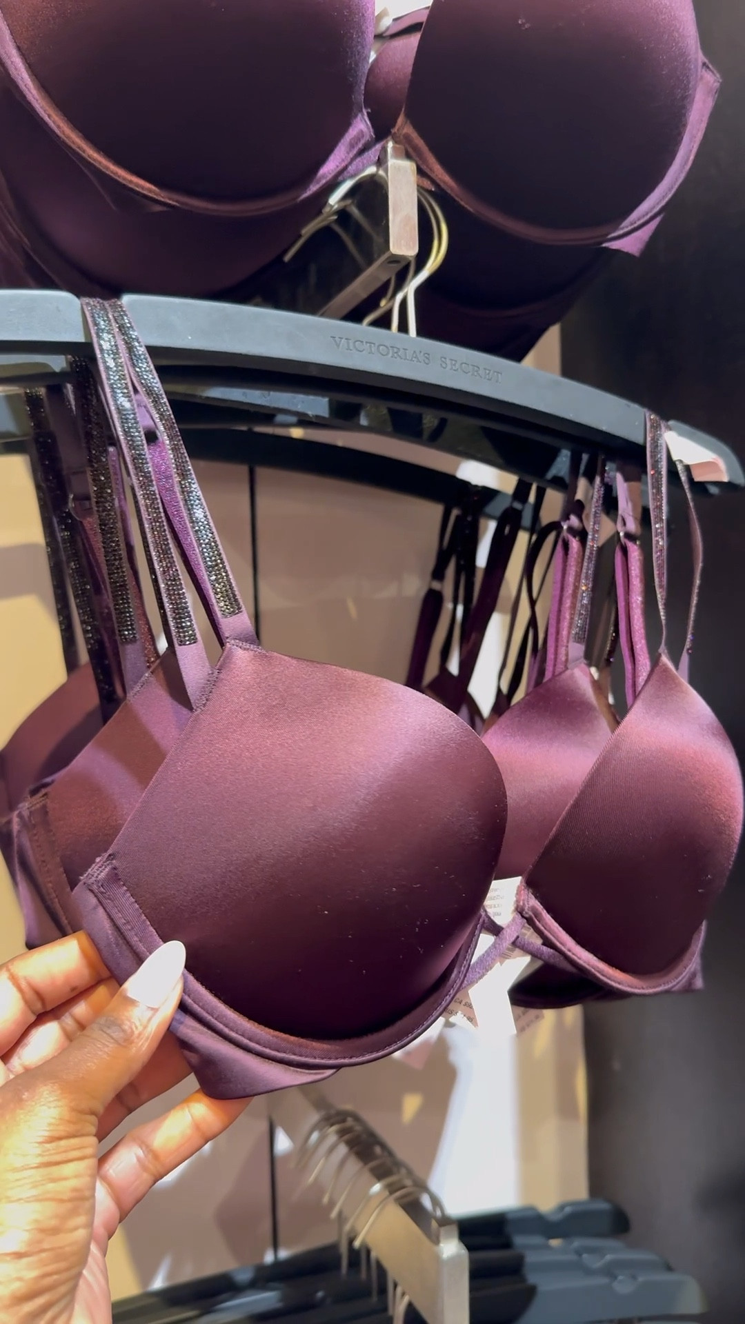 This color is so rich. Perfect for fall! #victoriassecret #plumcolor #bra #lingerie 

#LTKFallSale