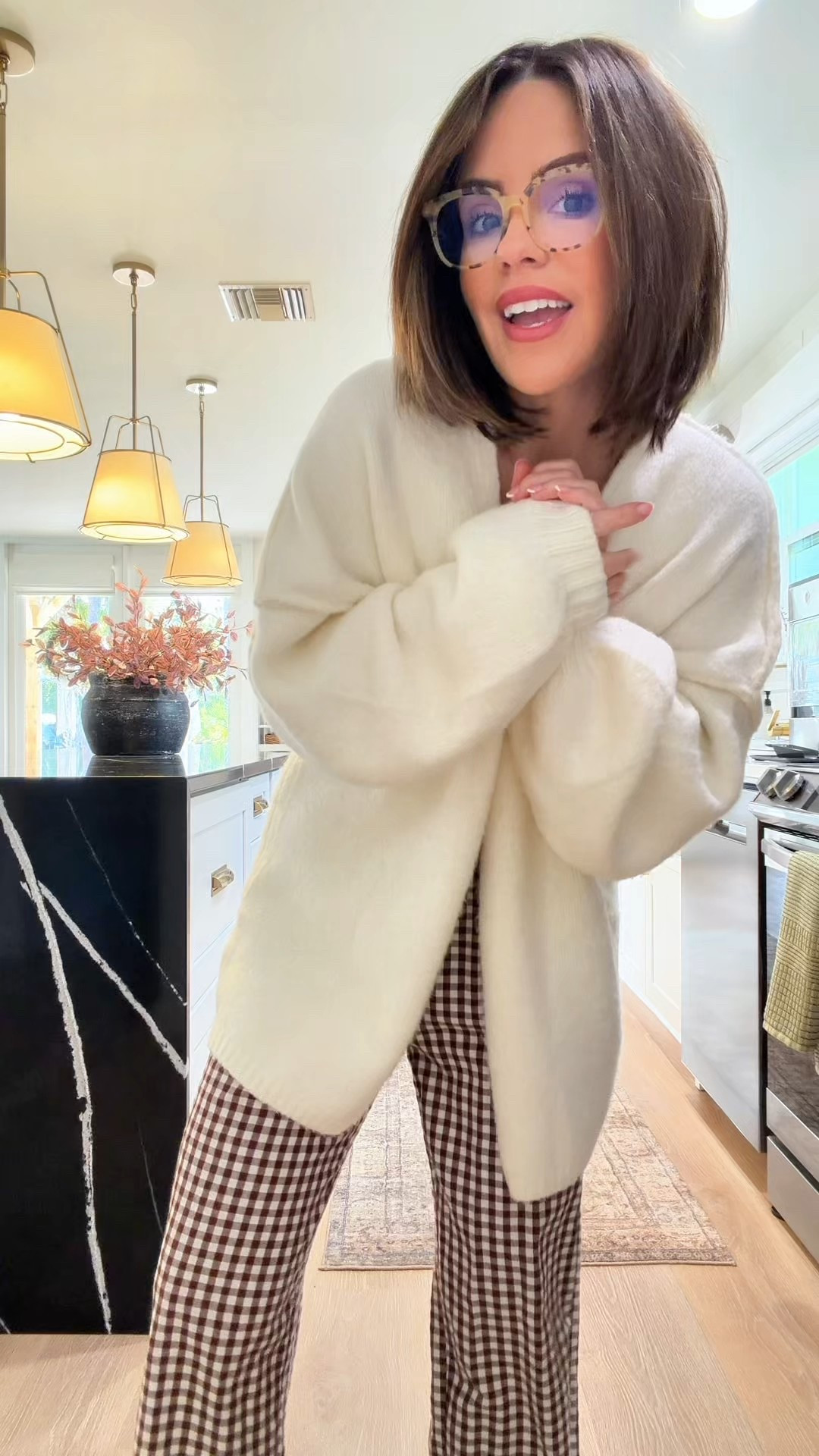 Cozy fall vibes 🍂 Nothing better than an oversized cream sweater and checkered pants combo for a comfy yet chic look. Perfect for coffee runs, lounging, or casual work-from-home days — soft neutrals and timeless prints never go out of style! 🤍

#falloutfitideas #neutralstyle #cozyvibes #fallfashiontrends #ginghampants #sweaterseason #comfychic #everydaystyle #neutraloutfit #minimalstyle

#LTKFindsUnder50 #LTKStyleTip #LTKFindsUnder100