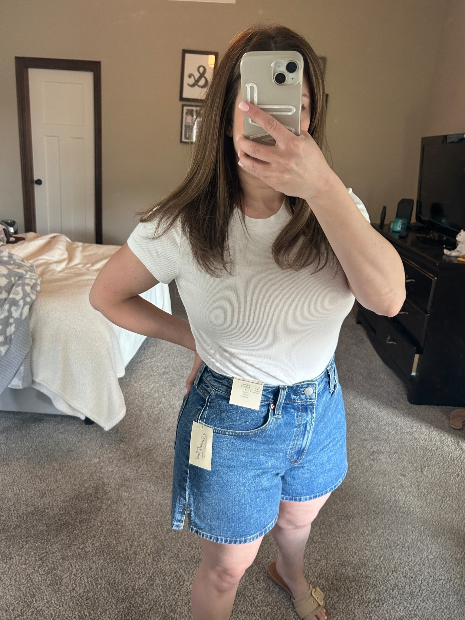 5” denim shorts on sale! 

Size up 1 in these

#LTKootd #LTKmomlife #LTKPetite