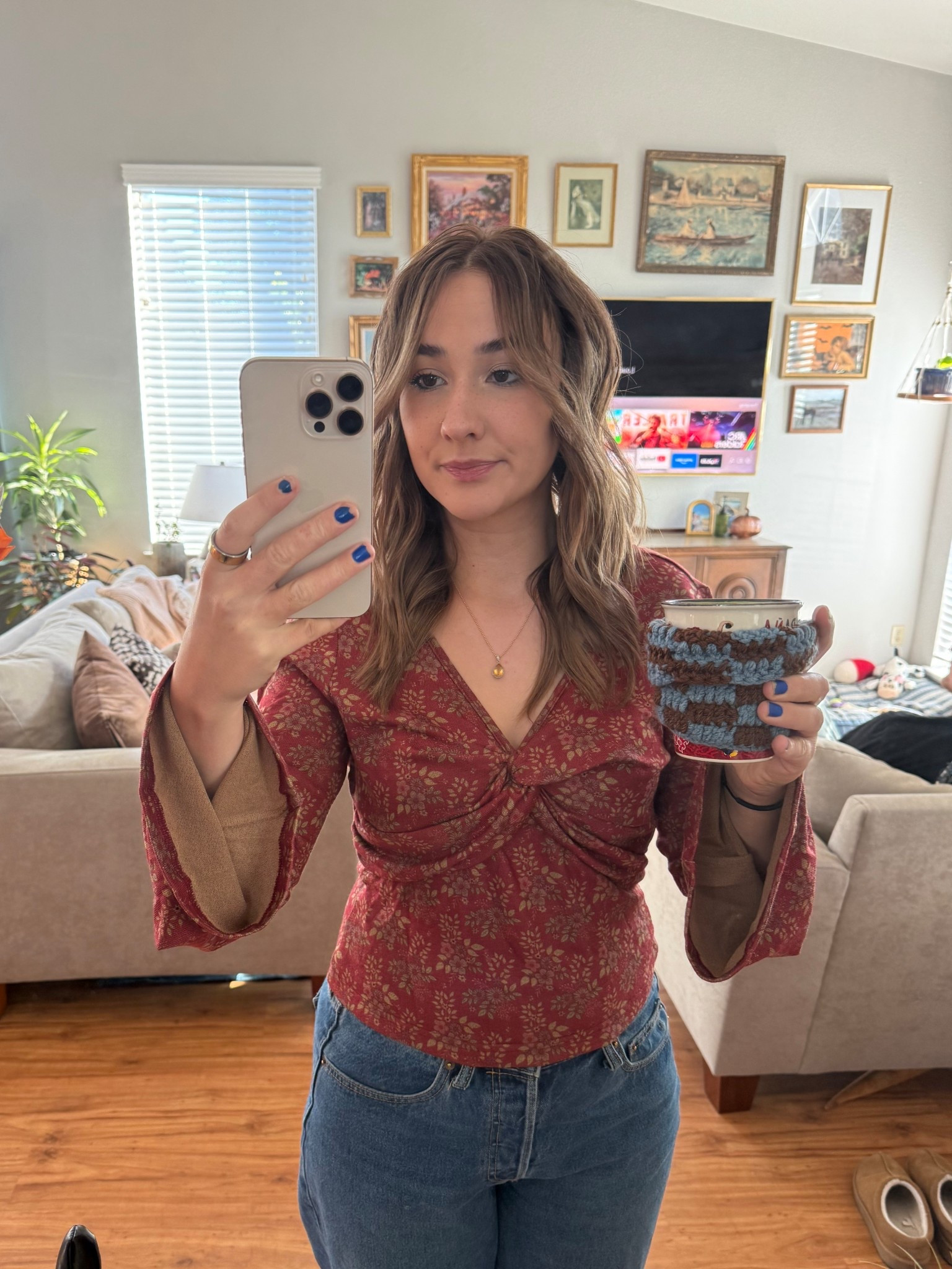 Coziest fall shirt EVERYONE needs this 

#LTKSaleAlert #LTKHoliday #LTKStyleTip