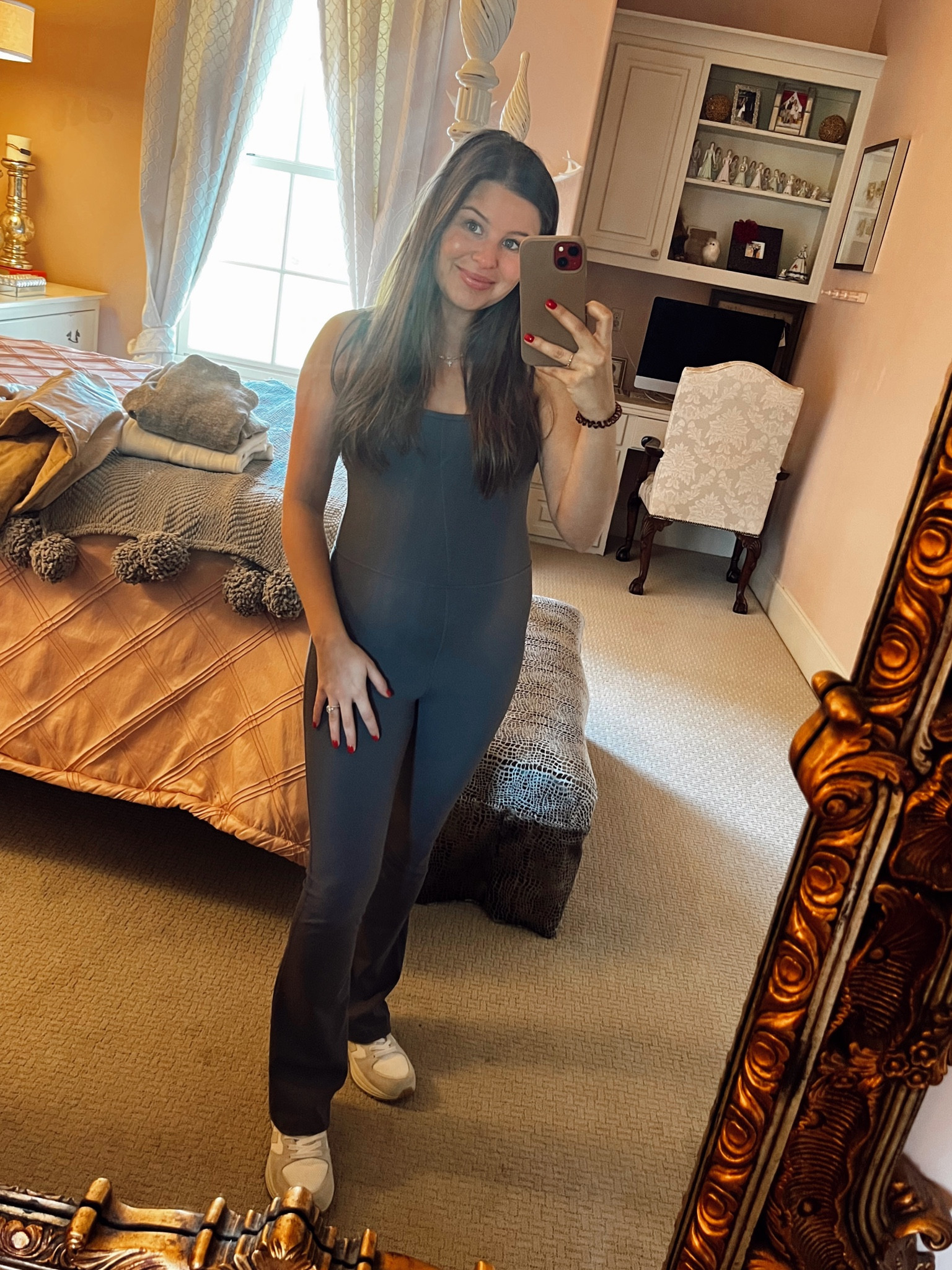 This jumpsuit is too cute and an aritzia dupe! I am wear a size Small and I did have to get the bottom hemmed. 


Amazon find. Scoop neck. Unitard. Dark grey. Jumpsuit. Bodycon. Spaghetti strap. Moisture wicking. Bump friendly. Flare leg. High stretch. Fitness. Athleisure. 



#LTKbump #LTKfitness #LTKfindsunder50