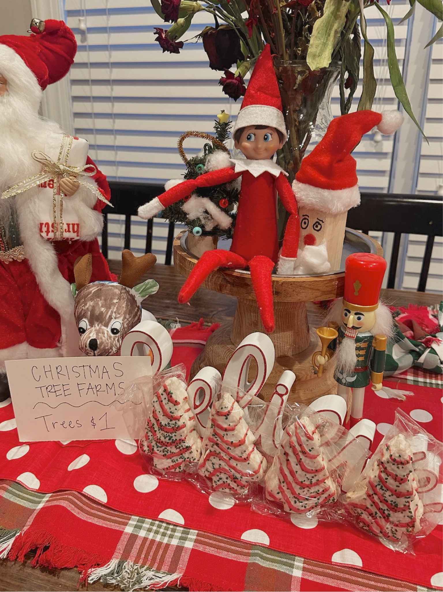 little Debbie Christmas tree cake farm - elf on the shelf idea❤️

#LTKSeasonal #LTKHoliday #LTKKids