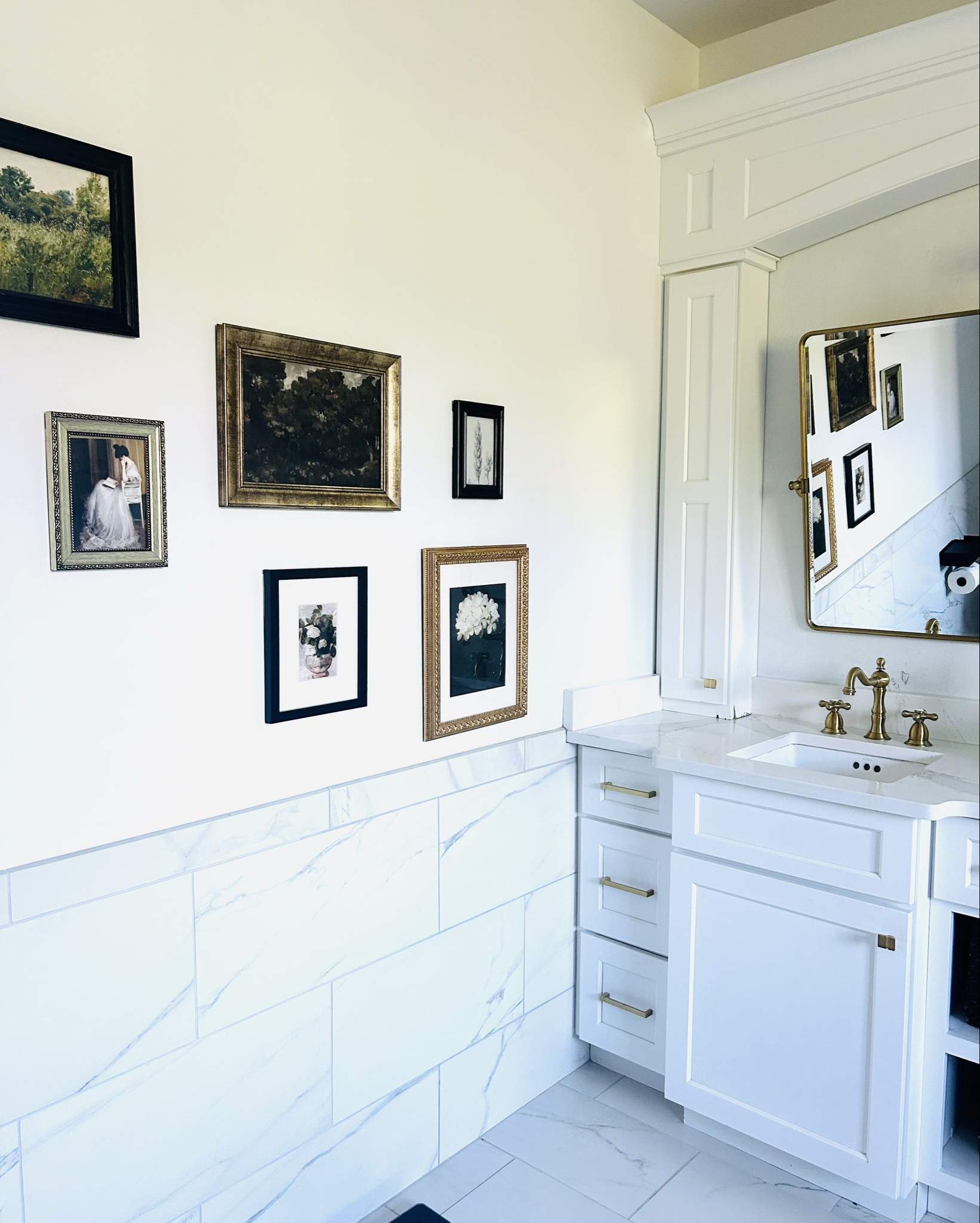 Modern Country Farmhouse Master Bath Decor

#LTKFamily #LTKStyleTip #LTKHome