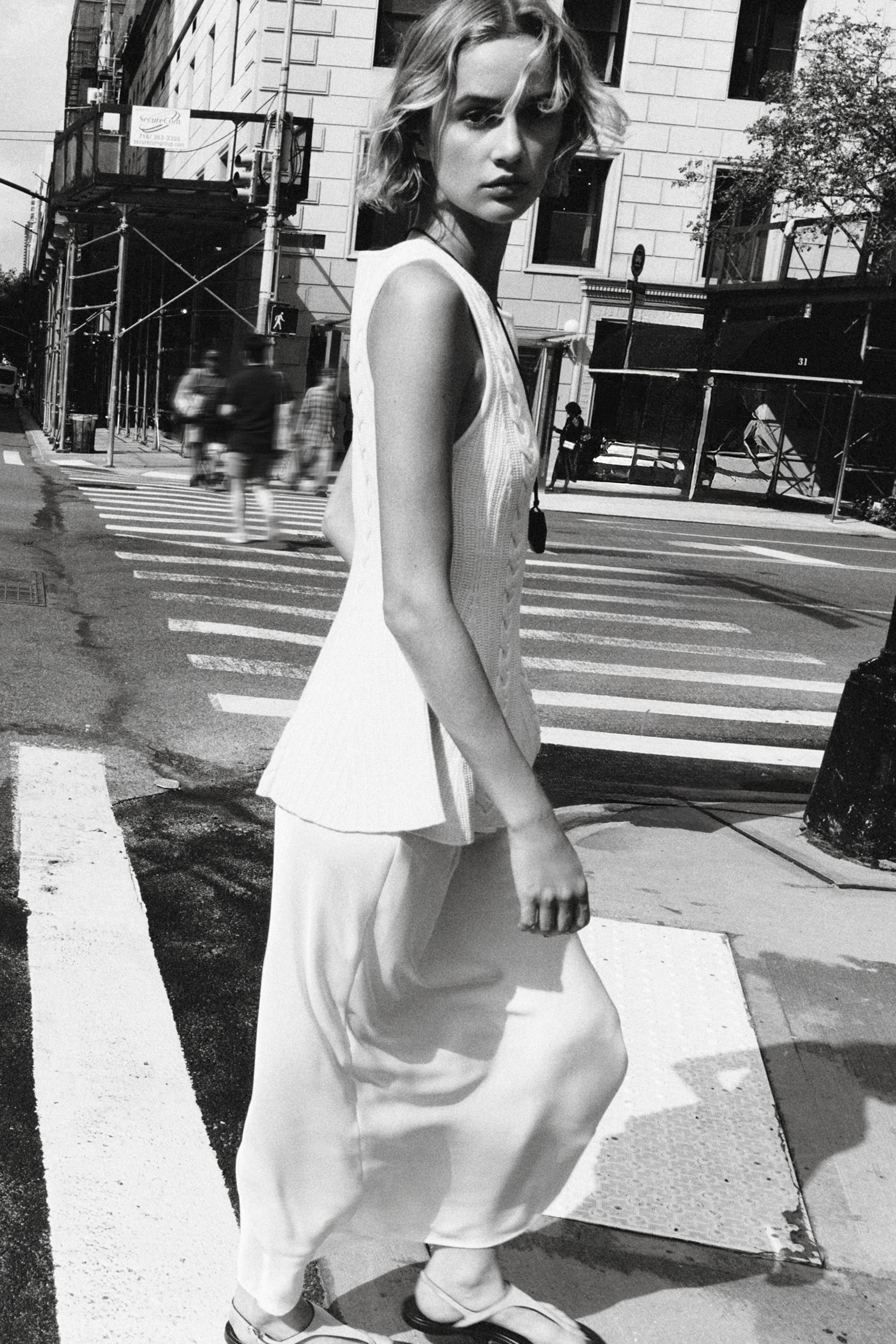 FEW ITEMS LEFT / FROM 11.27 TO 11.28 | Zara US