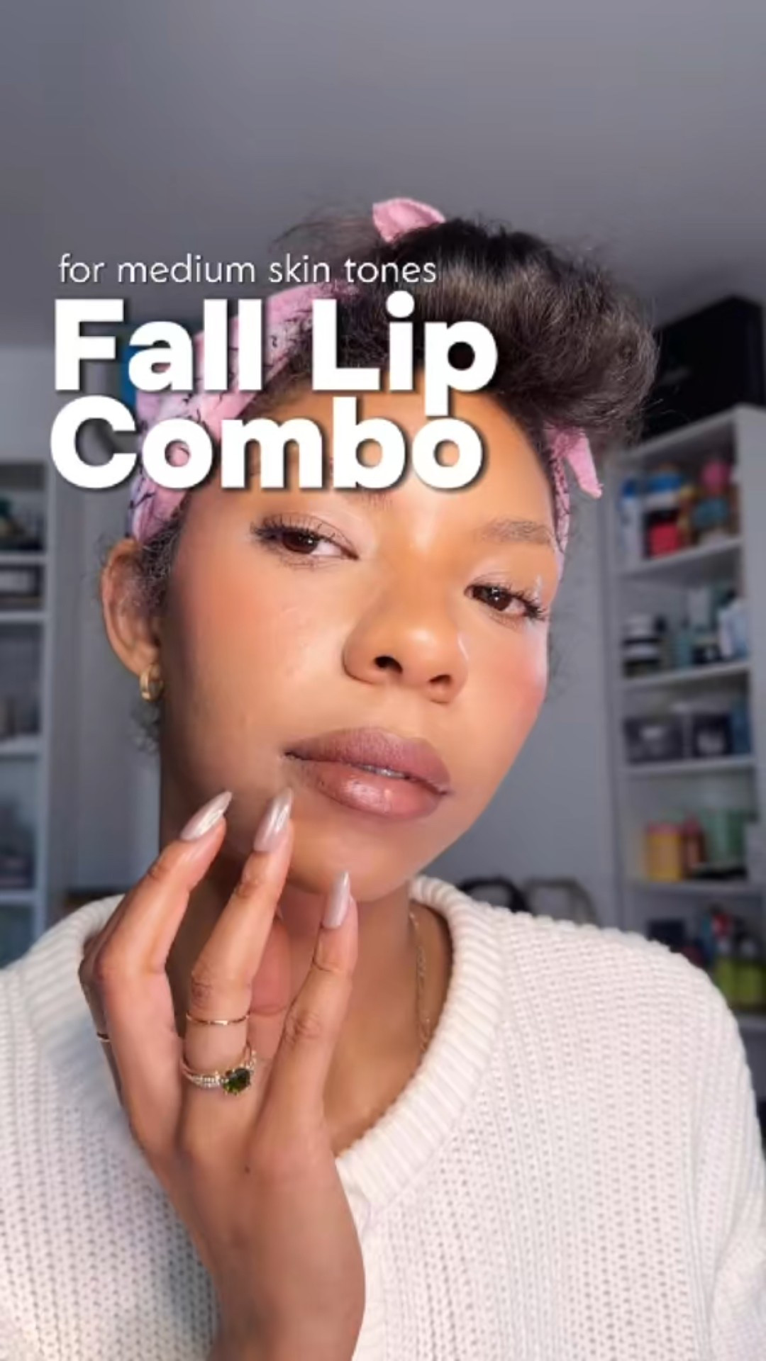 Fall Lip Combo for Medium Skin Tones #mediumskintone #lipcombo #lipmakeup #lipstick #lipgloss #fallmakeup

#LTKBeauty