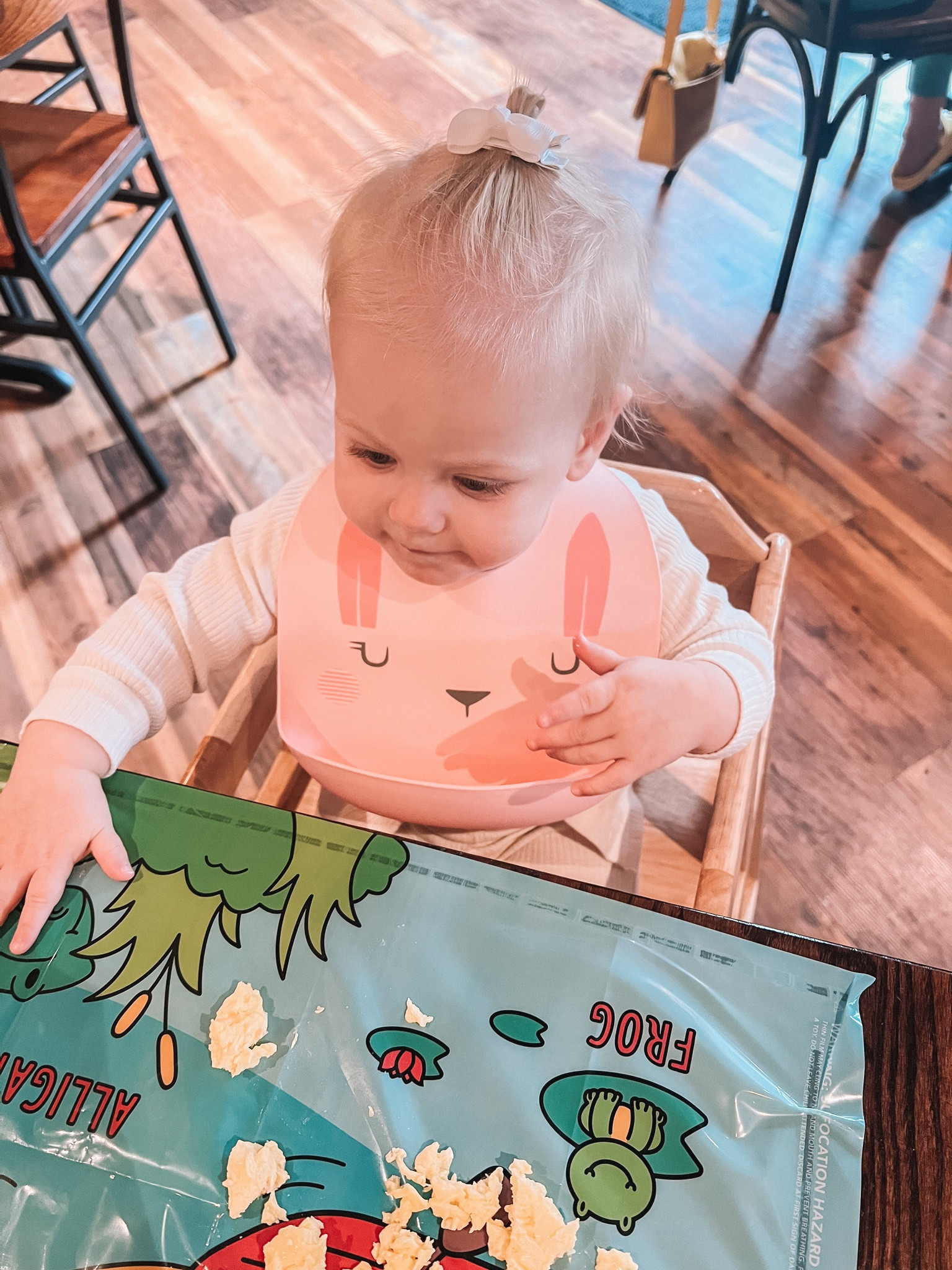 The best way to take your baby to a restaurant 🫶🏼