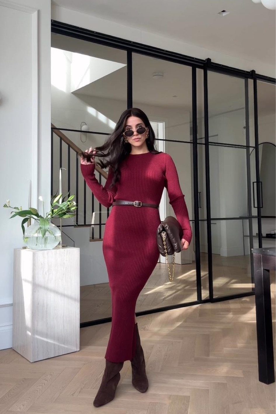 Autumn Outfit / Fall Fashion / Day to night / Knitted Maxi Dress / Long Sleeve Maxi Dress / Burgundy Dress / ASOS Maxi Dress / Chocolate Brown Suede Boots / Mango Brown Belt / Brown Puffer Bag / Casual Outfit / Oval Sunglasses 