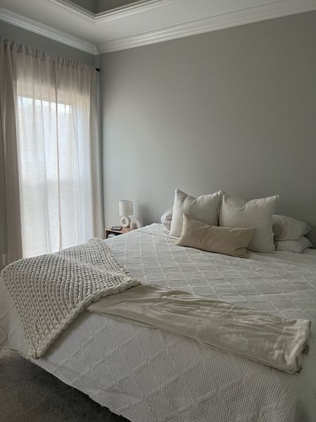 bedroom links🤍🤍

#LTKhome #LTKstyletip #LTKfindsunder50