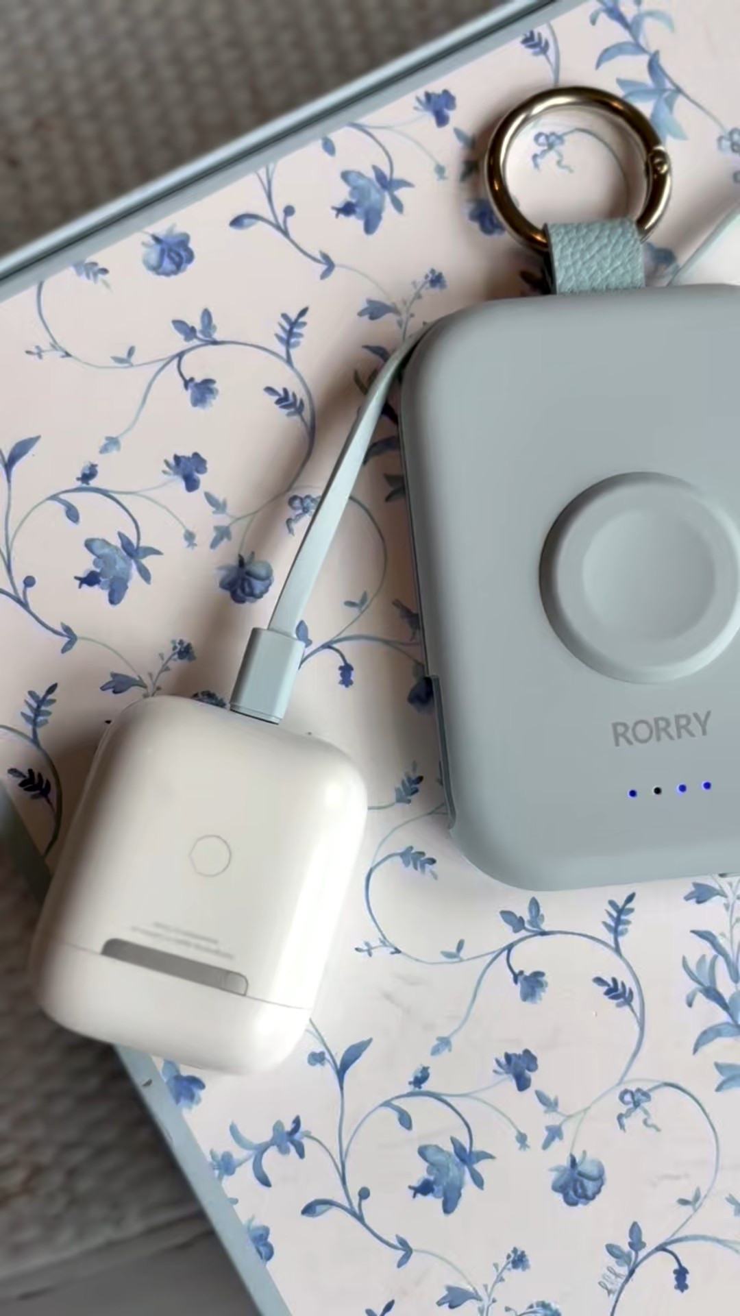 Charge up to 3 devices at once - the perfect stocking stuffer and travel essential! 

#LTKSaleAlert #LTKFindsUnder50 #LTKTravel